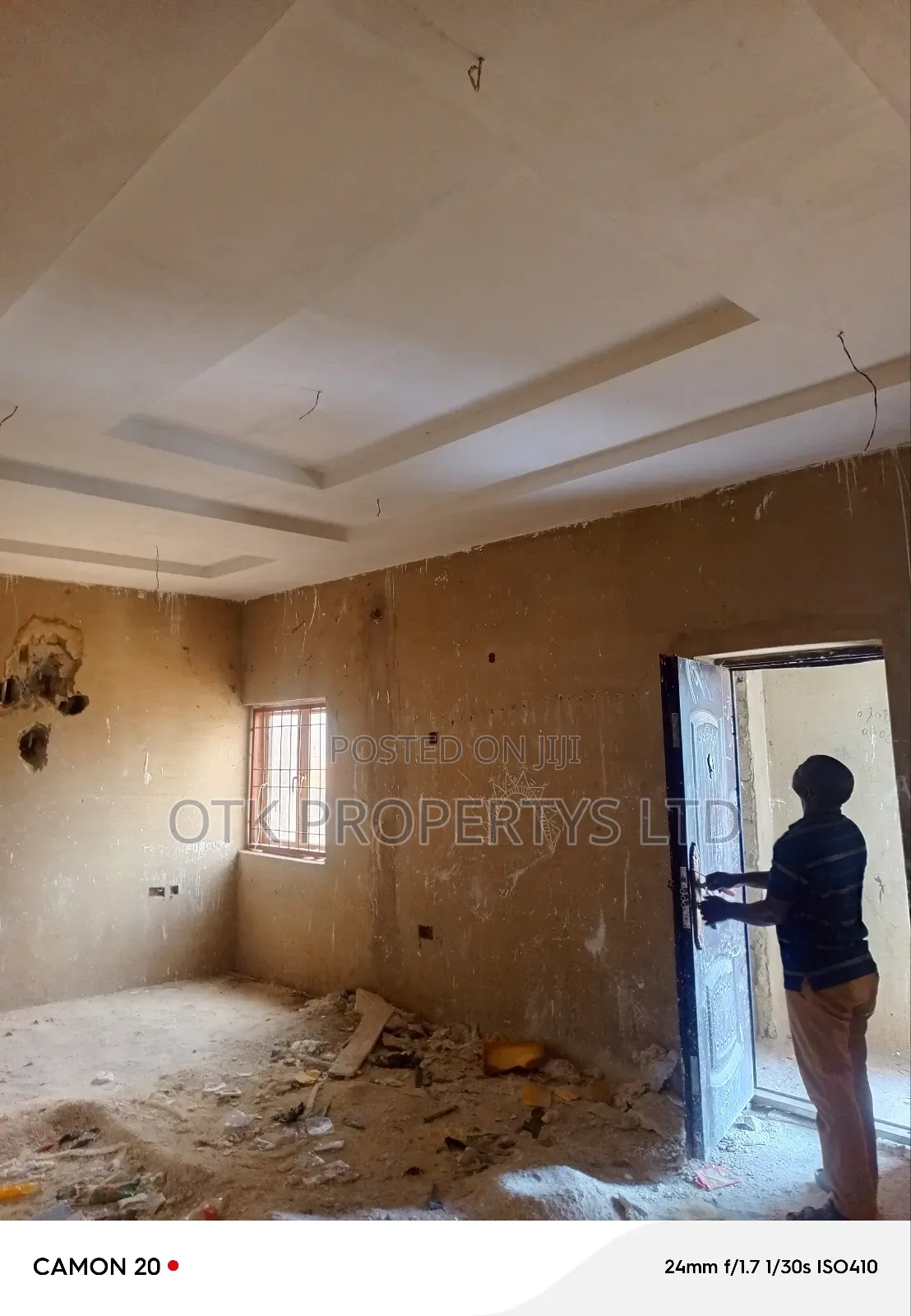 3bdrm Block of Flats in Chigakwere Kubwa for sale