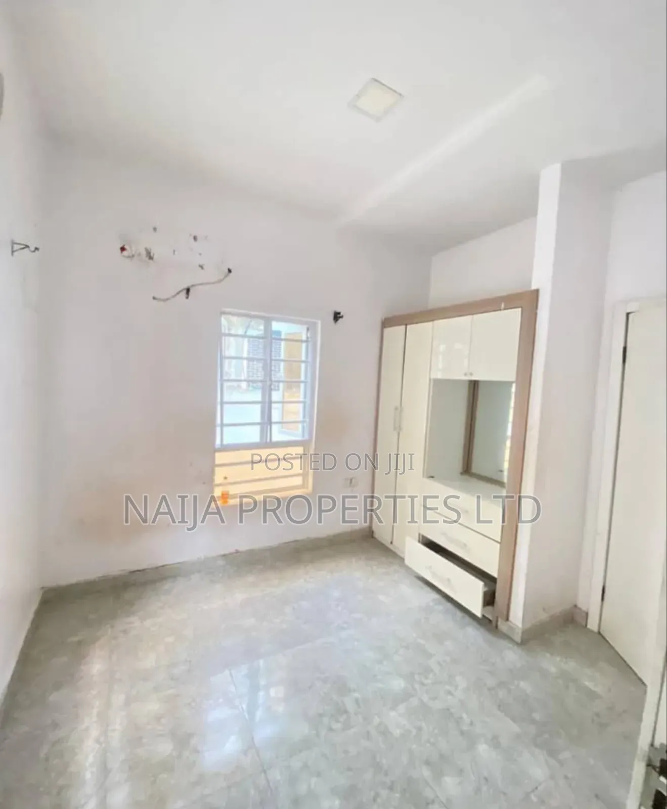 5bdrm Duplex in Osapa London, Lekki for sale