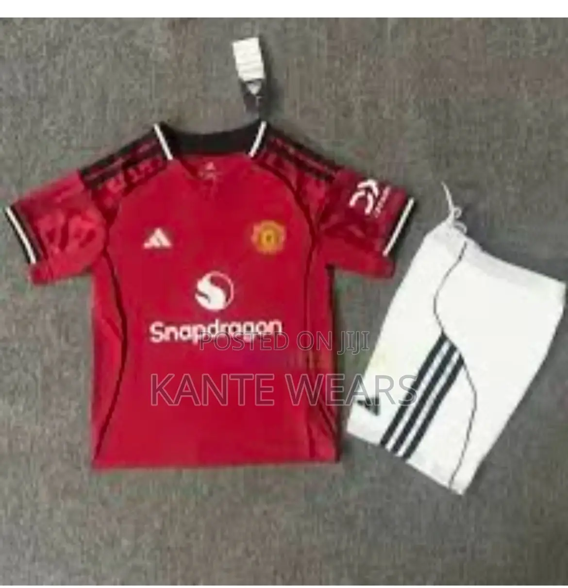 Kids Manchester United 2025/2026 Home Jersey - Top Shorts