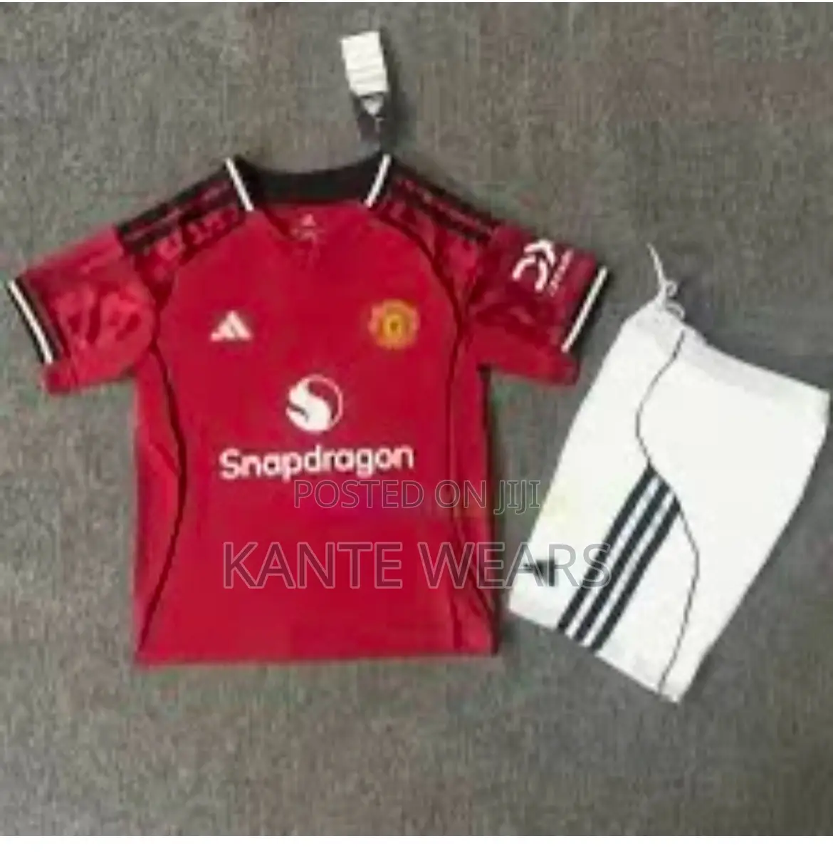 Kids Manchester United 2025/2026 Home Jersey - Top Shorts