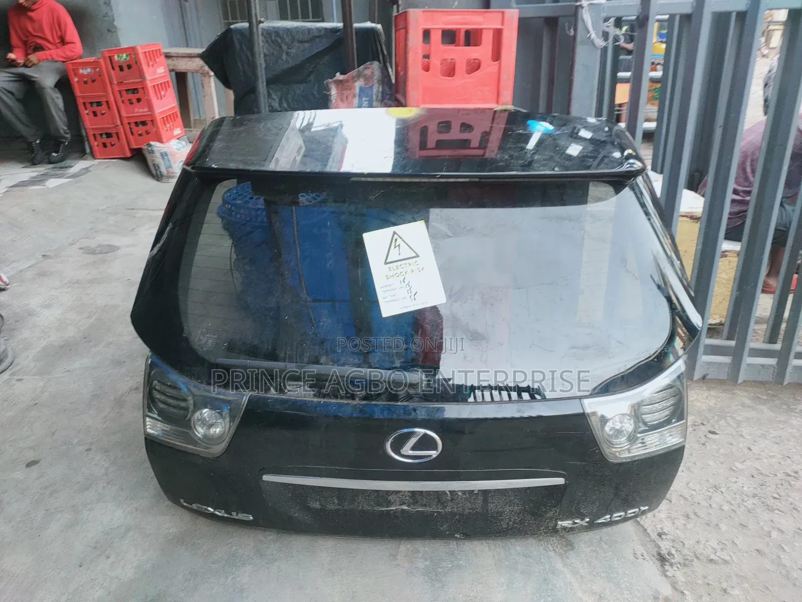 Lexus Booth Rx 330 2008 Model