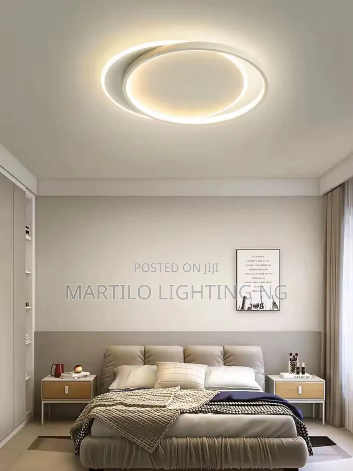 Beautiful Morden Ceiling Light Available for Pick Up