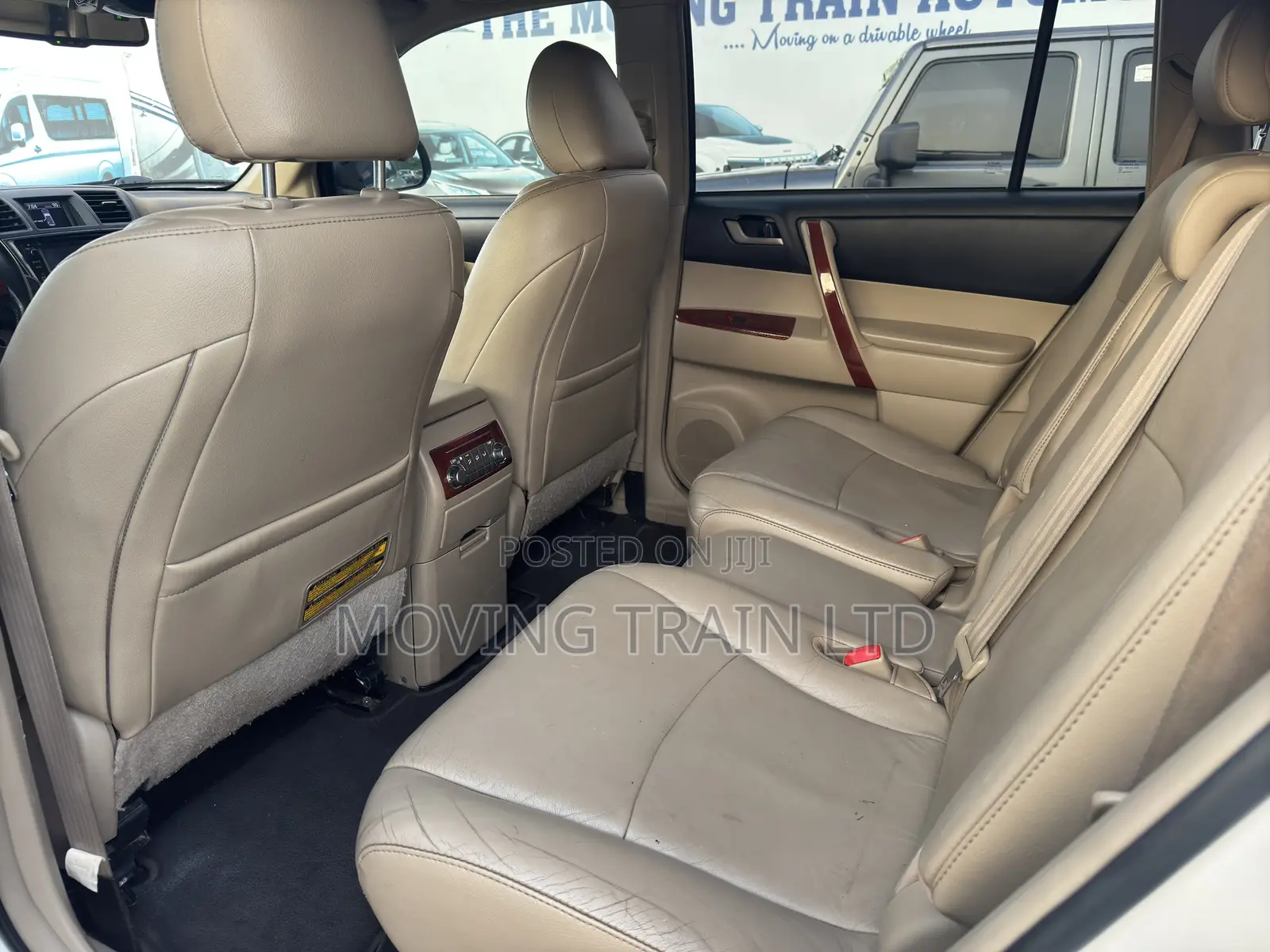 Toyota Highlander Limited 3.5l 4WD 2013 White