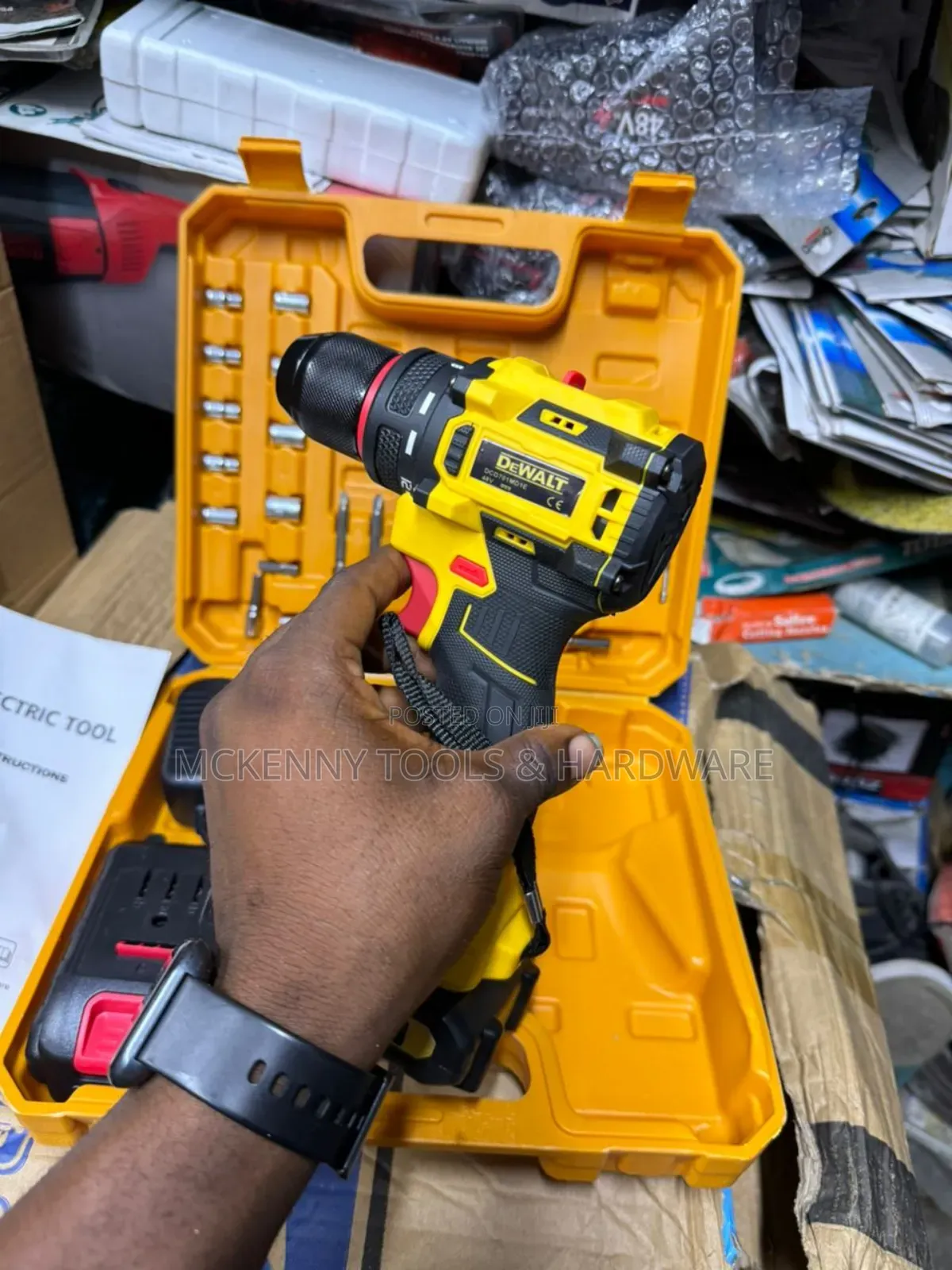 Dewalt Hot-Cordless 3/8inch 90nm Drill Brushless Hand 48v