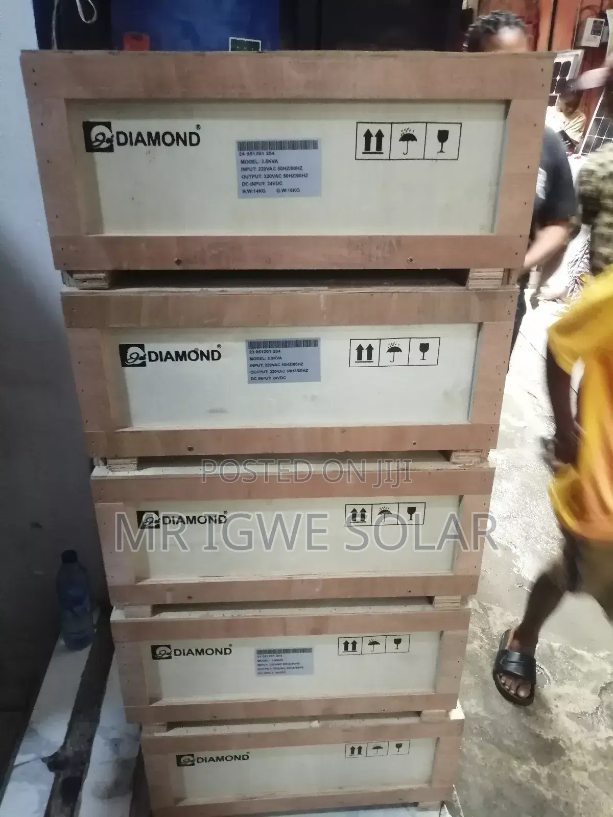 Diamond Inverter 3.5kva 24v