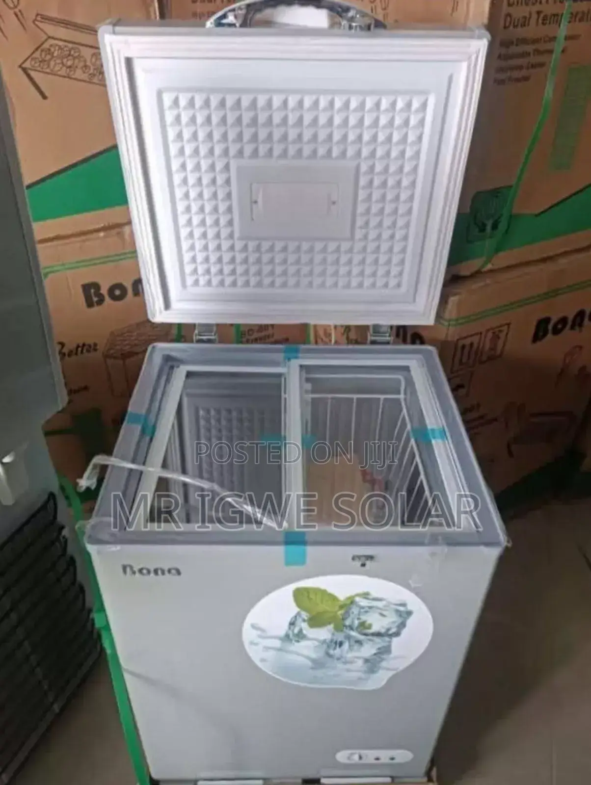 Bona 118 Litres Solar Fridge