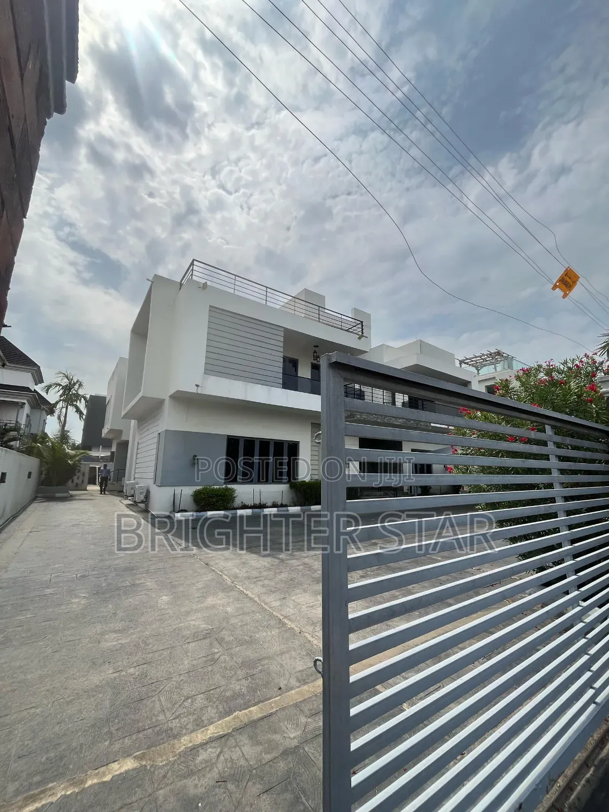 Furnished 7bdrm Duplex in Lekki Phase1 for sale