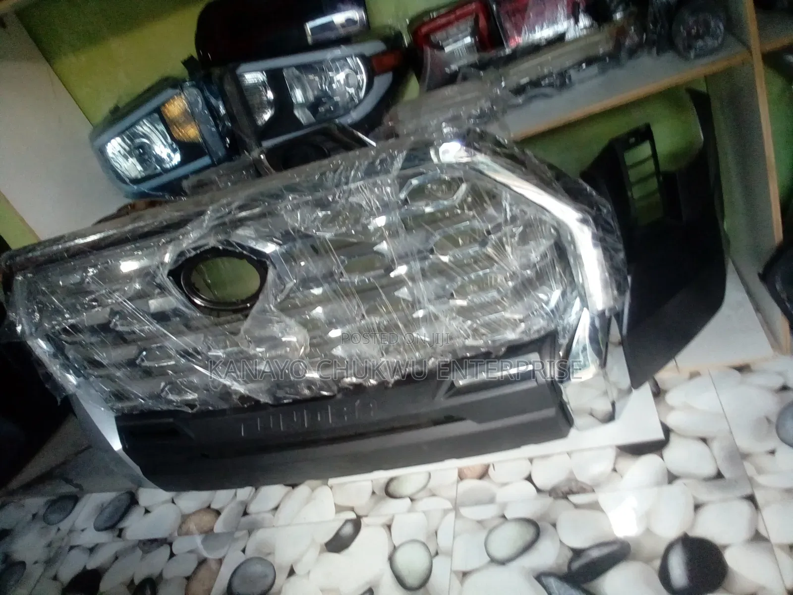 Completely Bumper for Tundra 2025