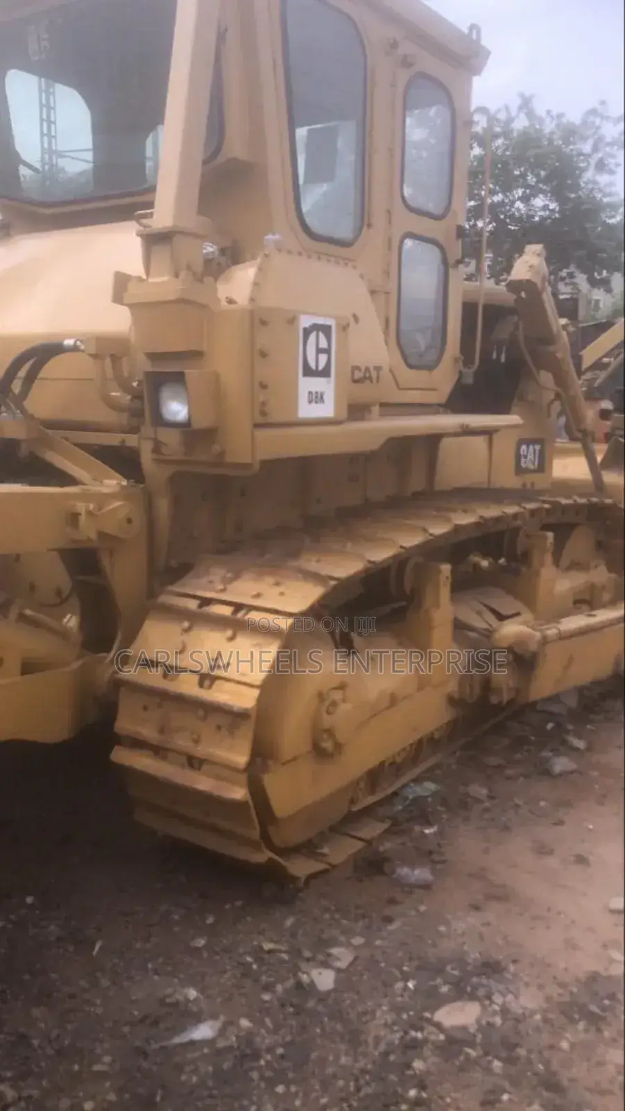 Few Months Used D8k Caterpillar Bulldozer.