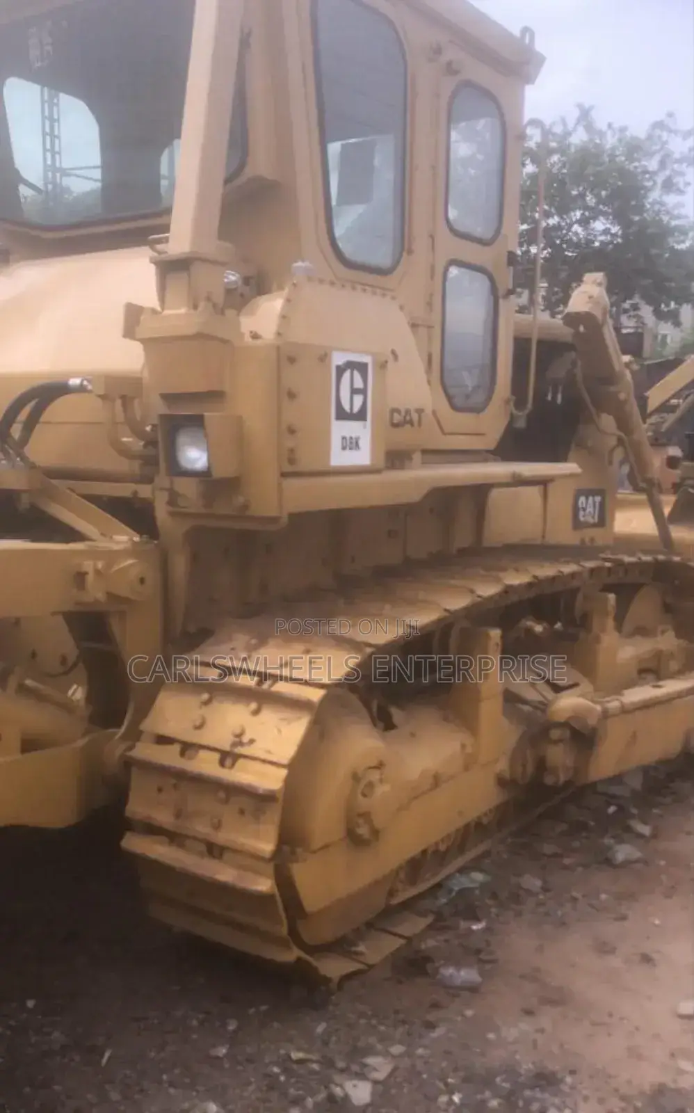 Few Months Used D8k Caterpillar Bulldozer.