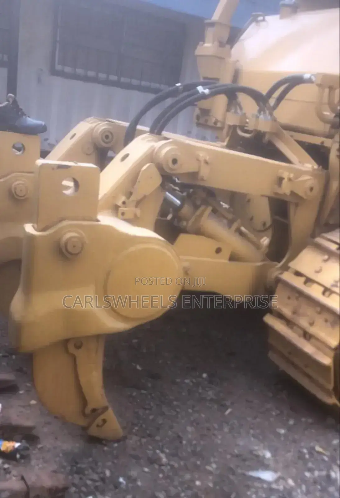 Few Months Used D8k Caterpillar Bulldozer.