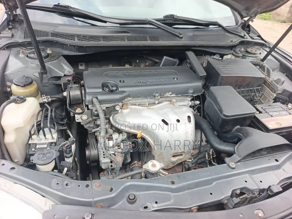 Toyota Camry LE V6 4dr Sedan (3.5L 6cyl 6AM) 2009 Gray