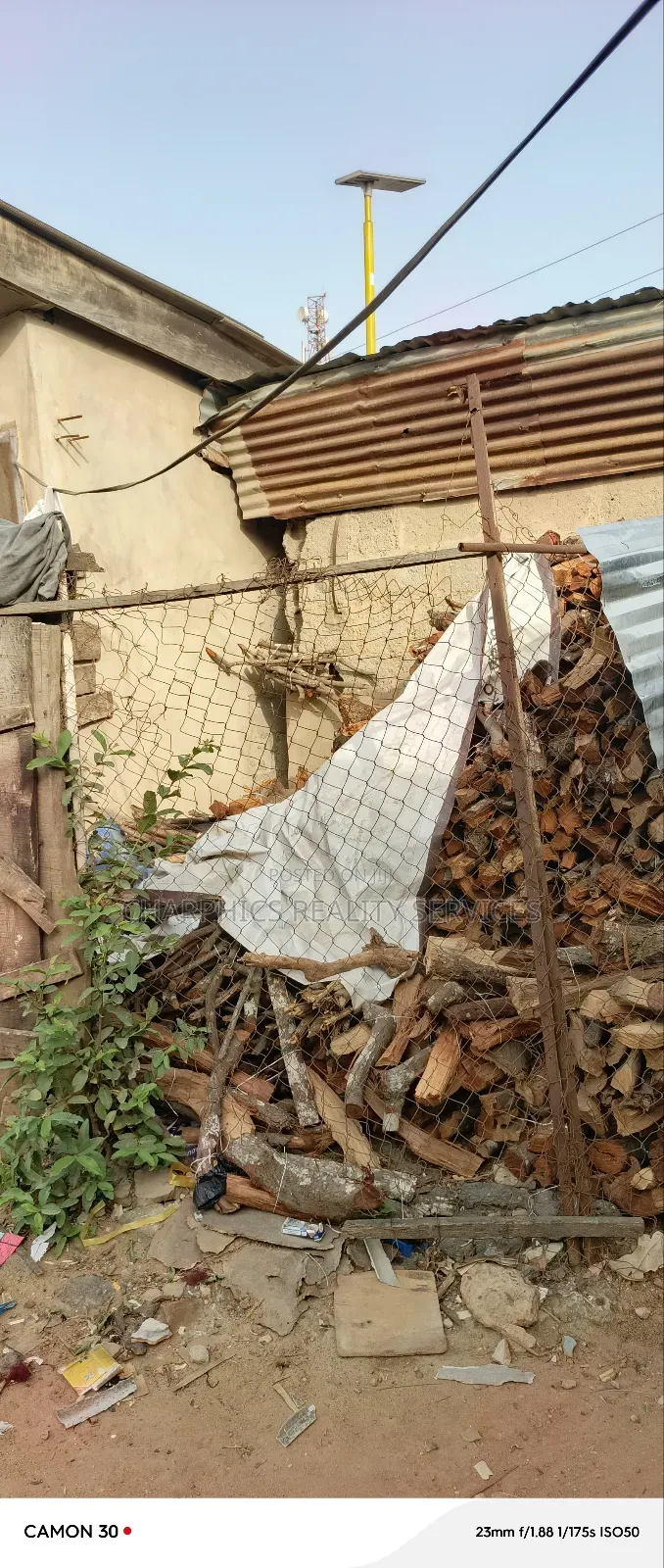 Plot of Land With Old Structure at Along Ebute Rd Ikorodu