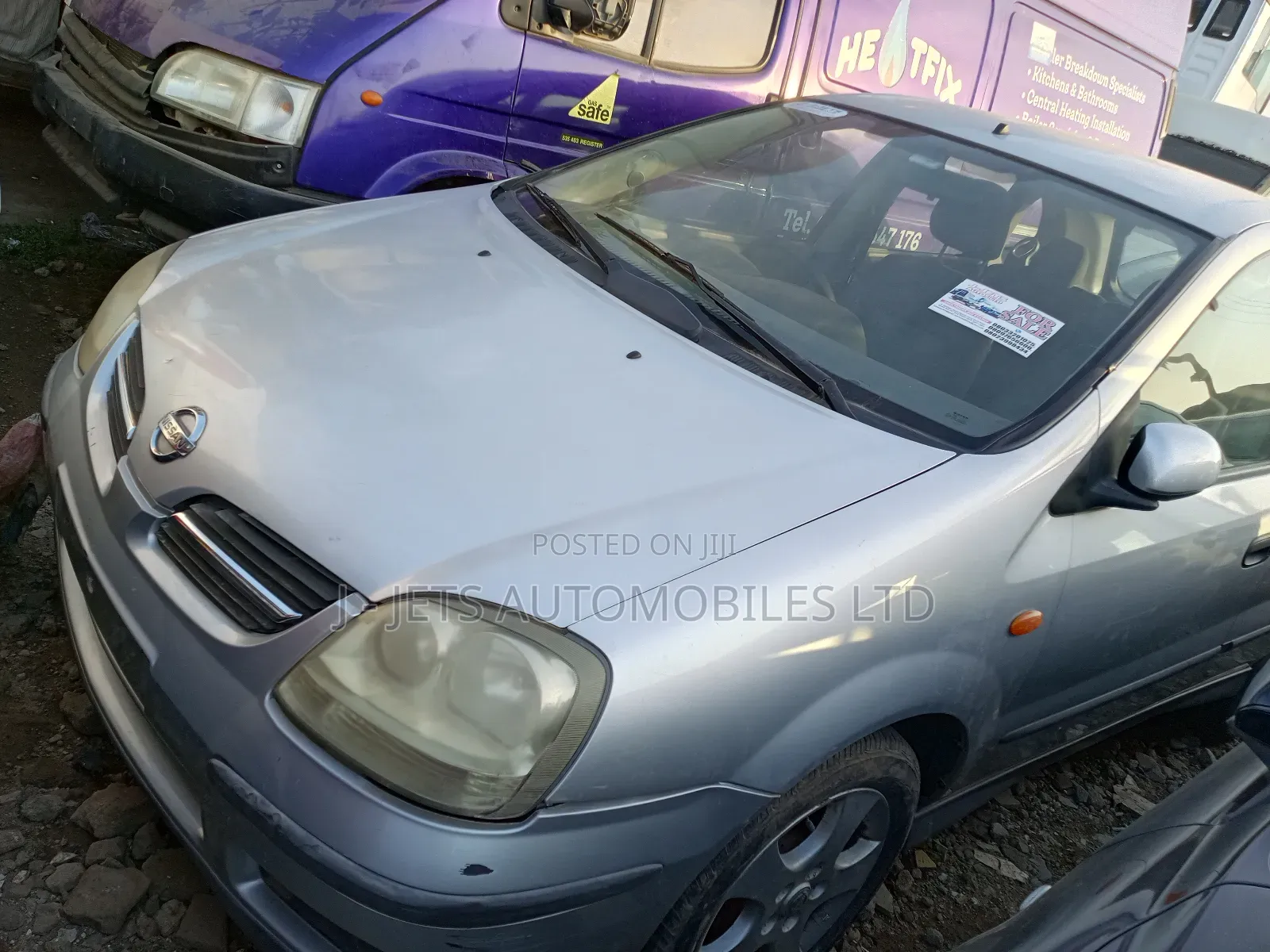 Nissan Almera Tino 2004 Silver