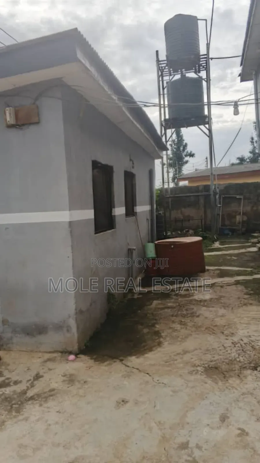 3bdrm Block of Flats in Ayobo for sale