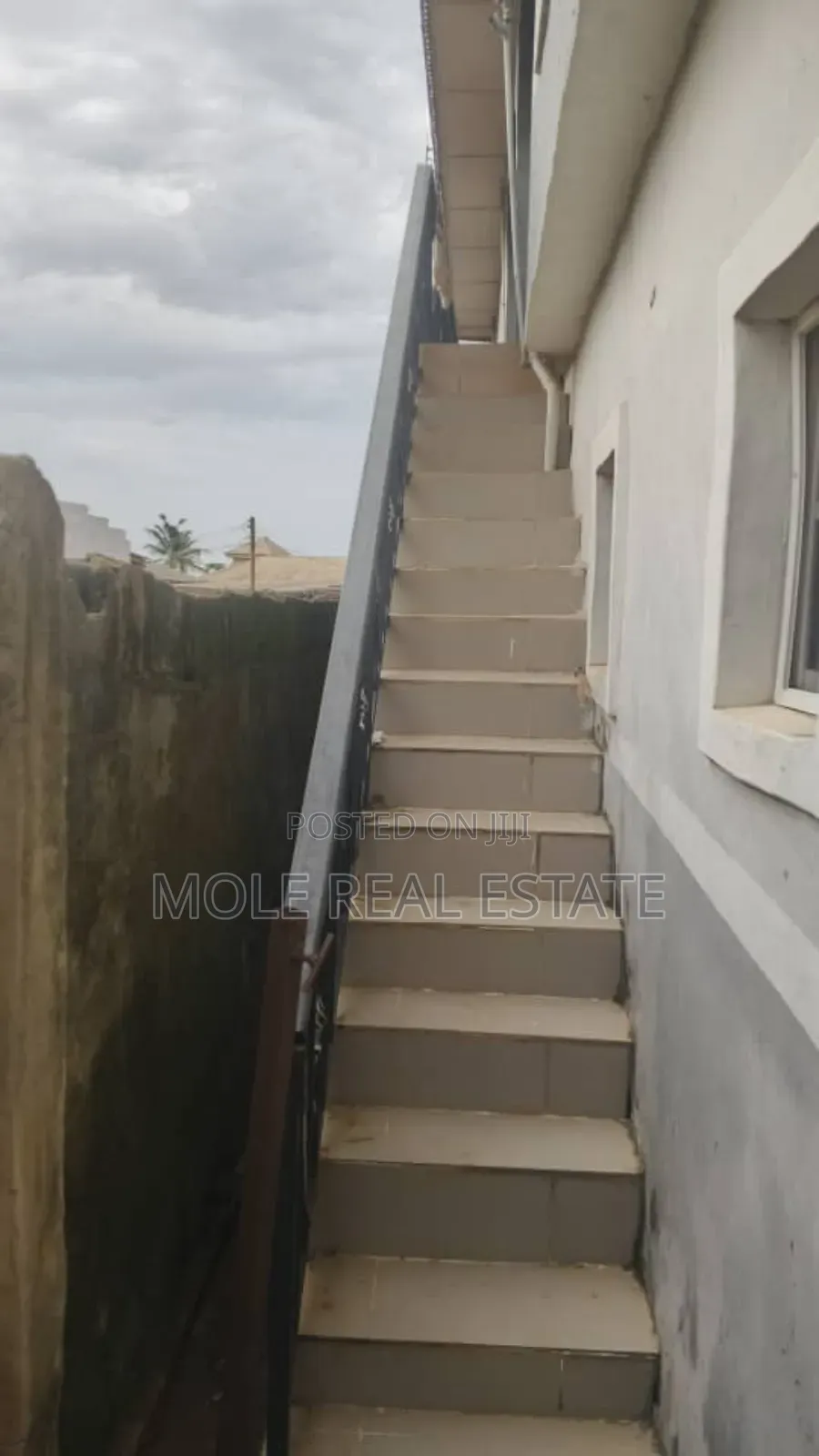3bdrm Block of Flats in Ayobo for sale
