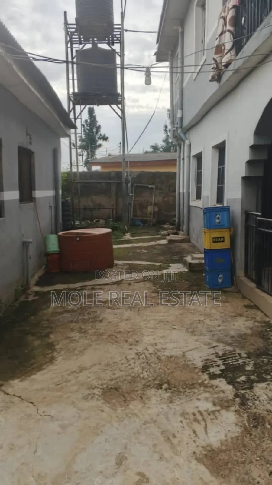 3bdrm Block of Flats in Ayobo for sale