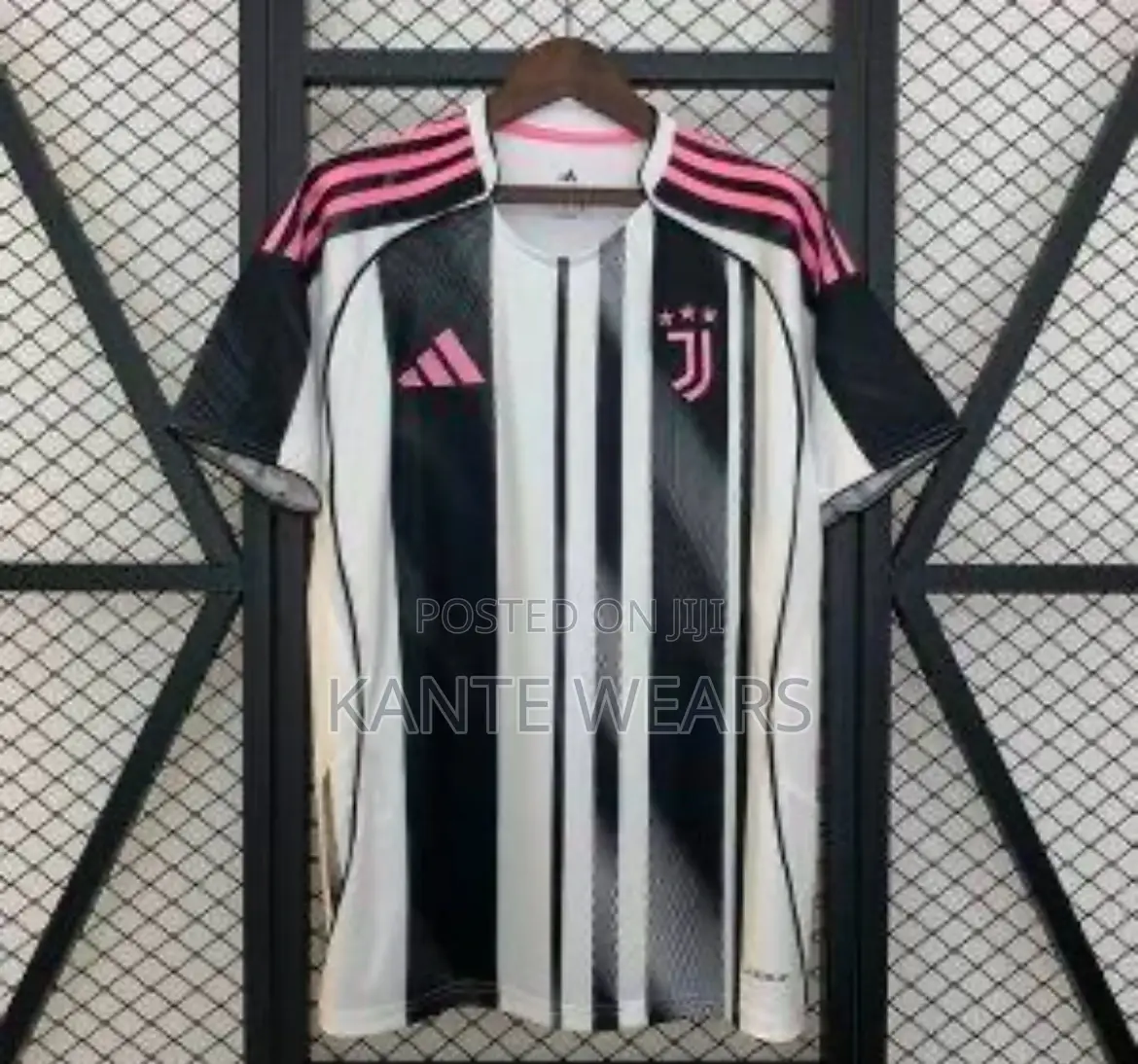 Juventus Jersey 2025/26 Home Kit