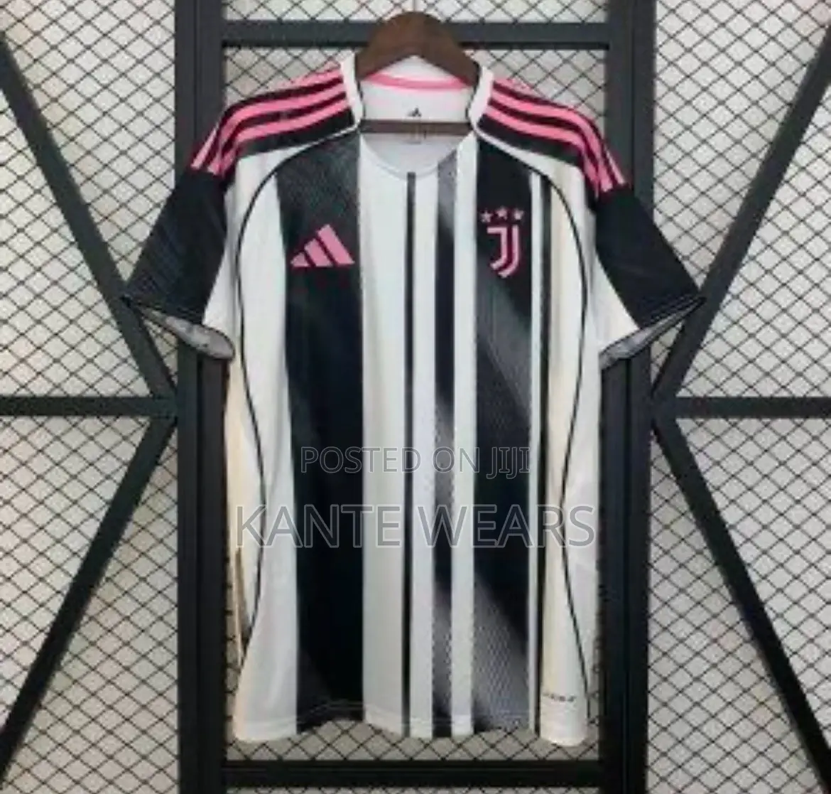 Juventus Jersey 2025/26 Home Kit