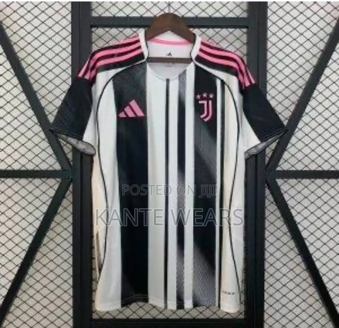 Juventus Jersey 2025/26 Home Kit