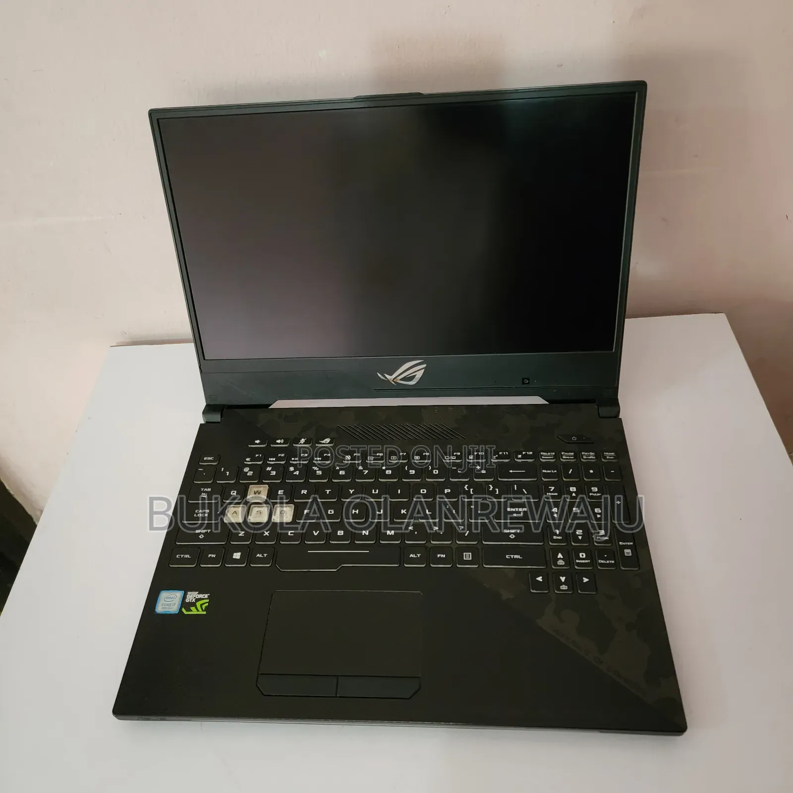 Laptop Asus ROG Strix SCAR II 16GB Intel Core I7 HDD+SSD 1T