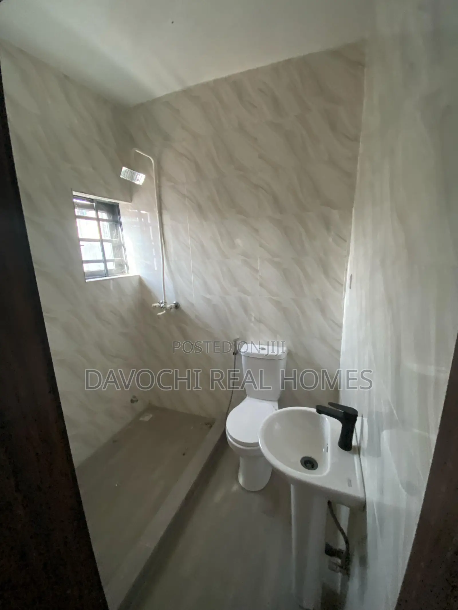 2bdrm Apartment in Langbasa, Ado / Ajah for rent