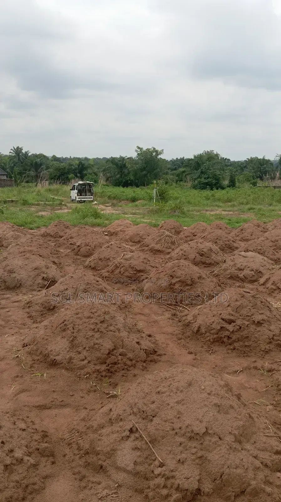 A Plot of Land for Sale at Amansea by Anaerobi Pr College