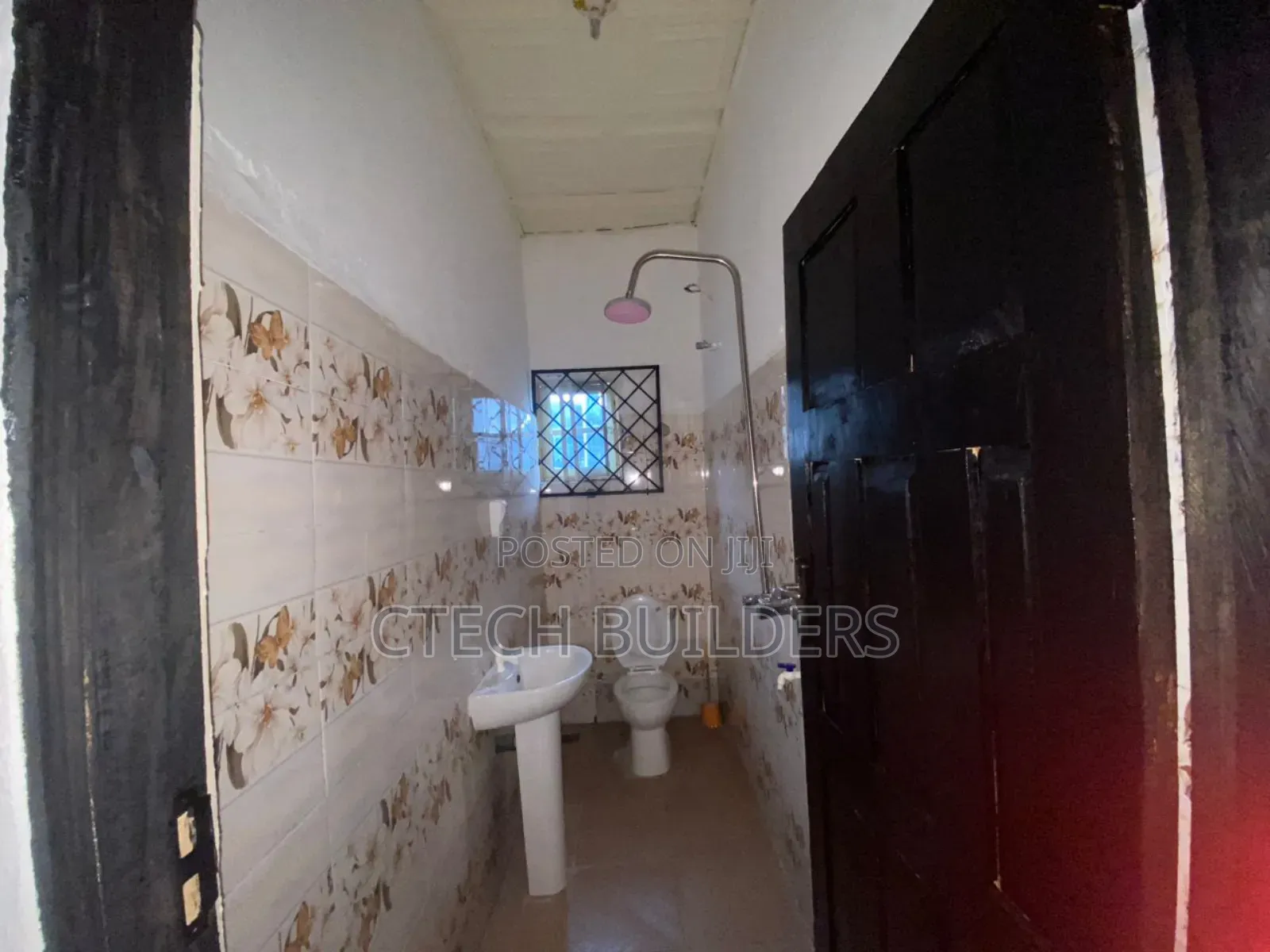 2bdrm Block of Flats in Benin City for rent