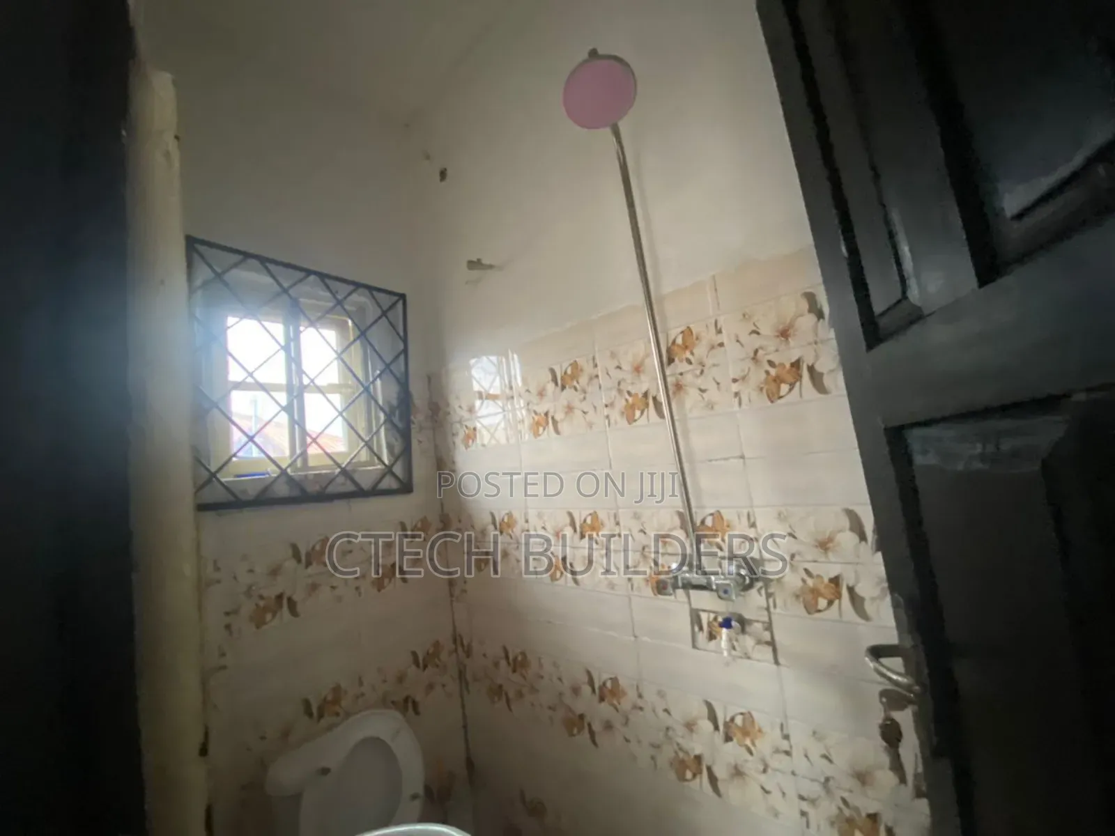 2bdrm Block of Flats in Benin City for rent