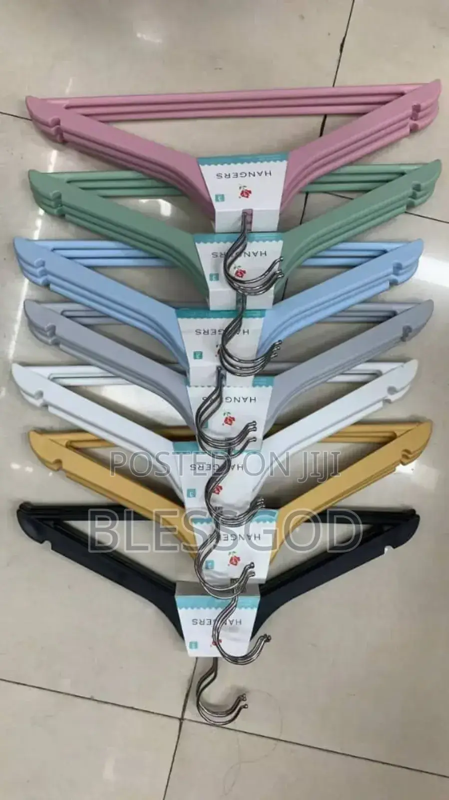 High Quality Plastic Cloth Hanger