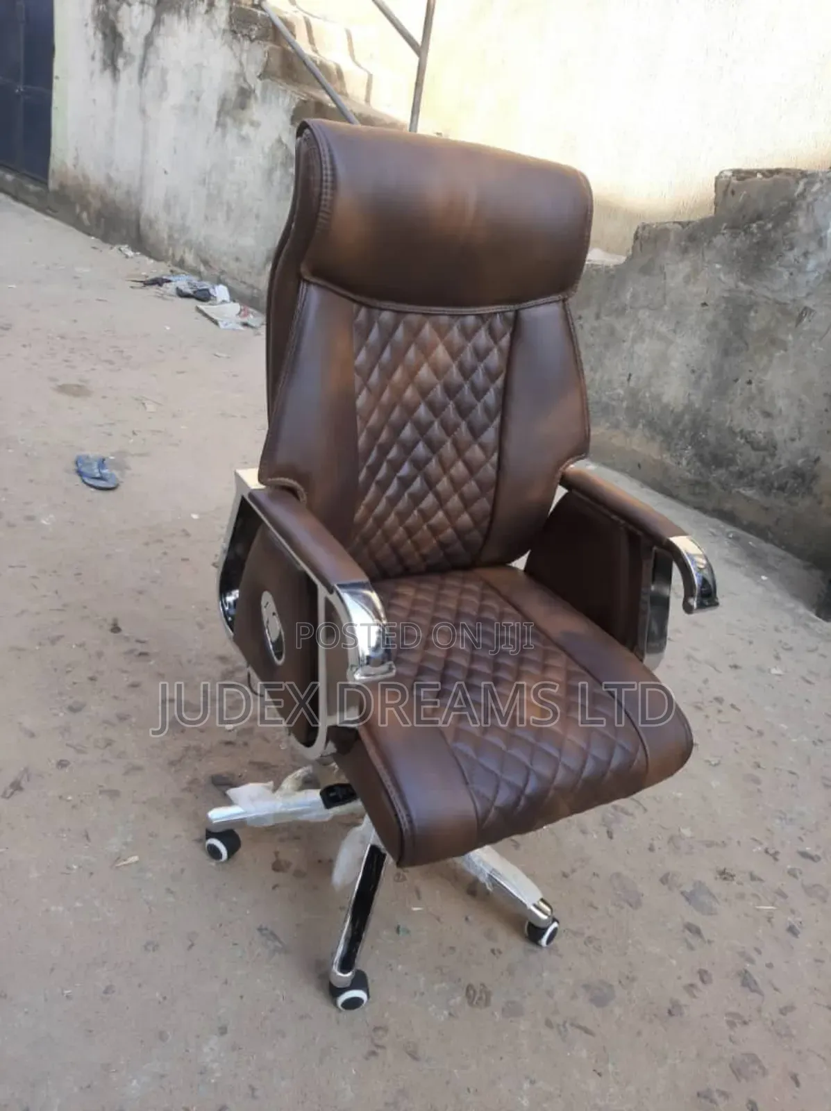 Executive Office Chair