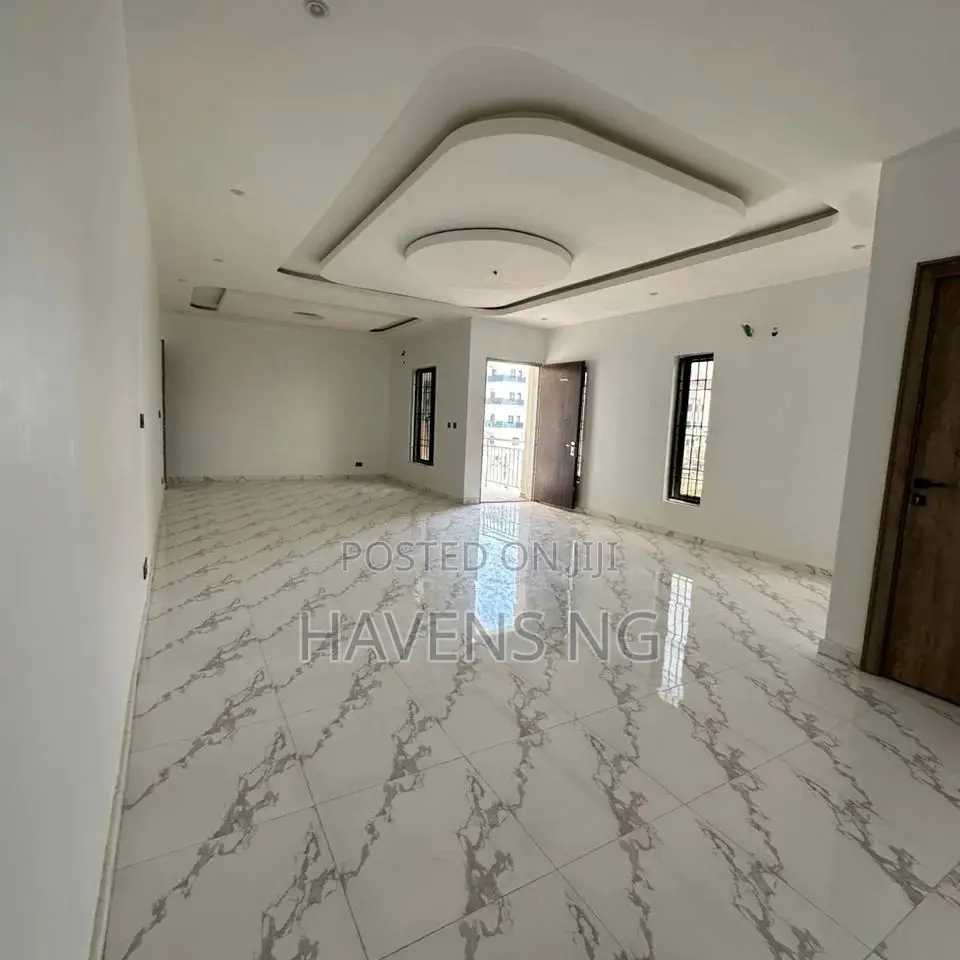 3bdrm Apartment in Wuye for sale