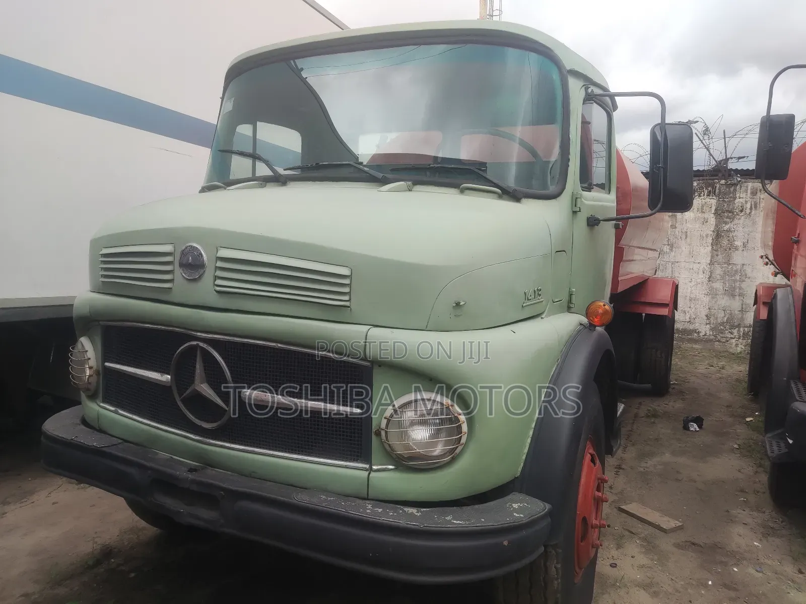 1413 Water Tanker