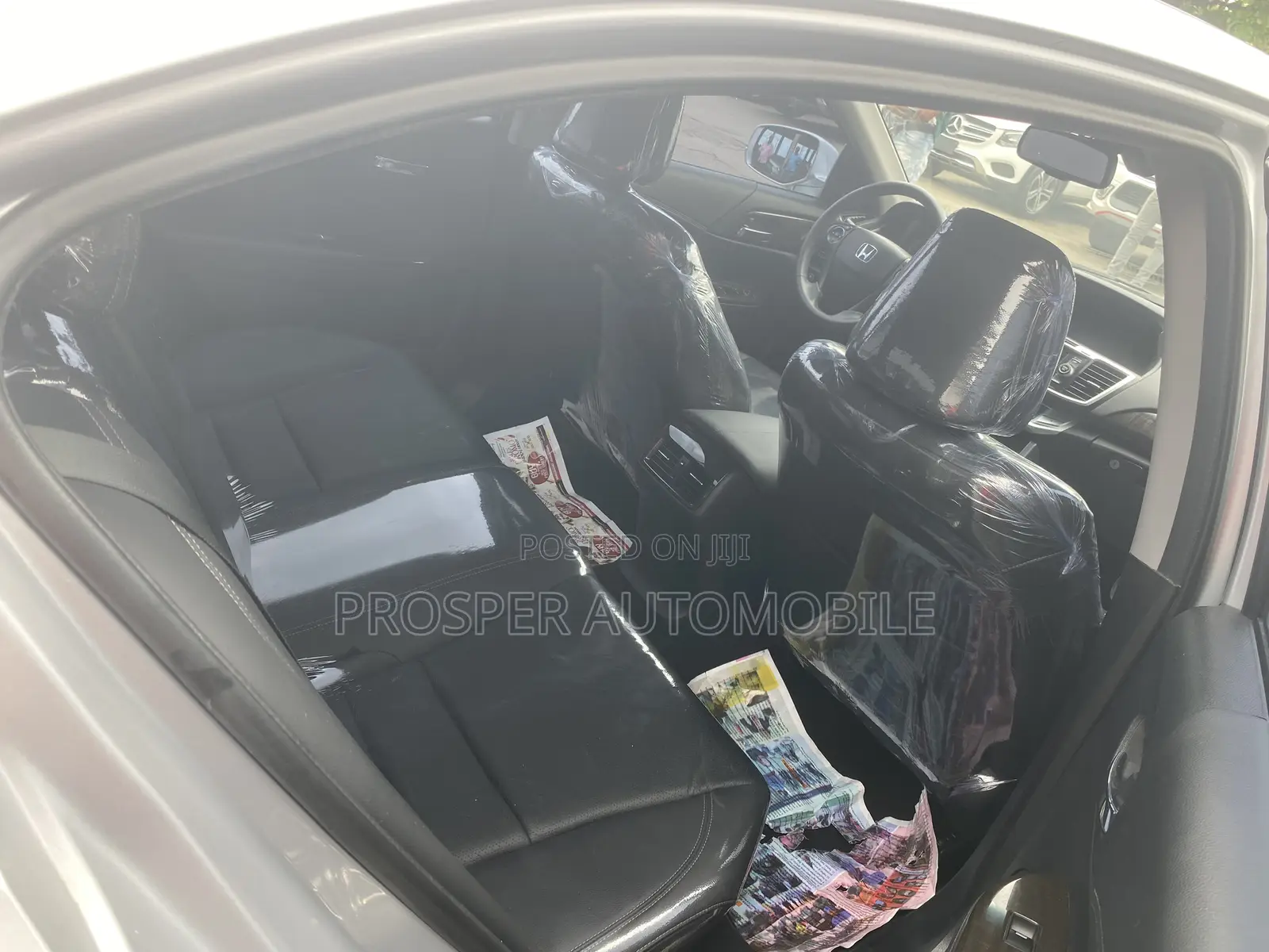 Honda Accord LX 4dr Sedan FWD (2.4L 4cyl 2A) 2013 Silver