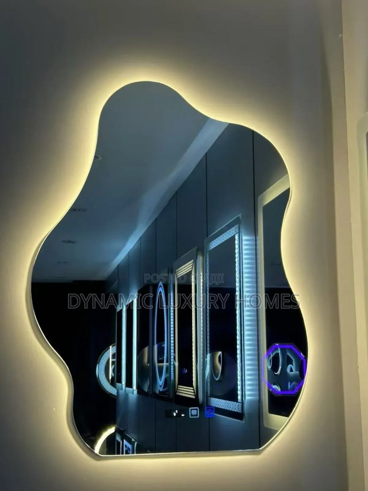 Luxury Standard Shapeless Led Sensor Mirror With Three Light