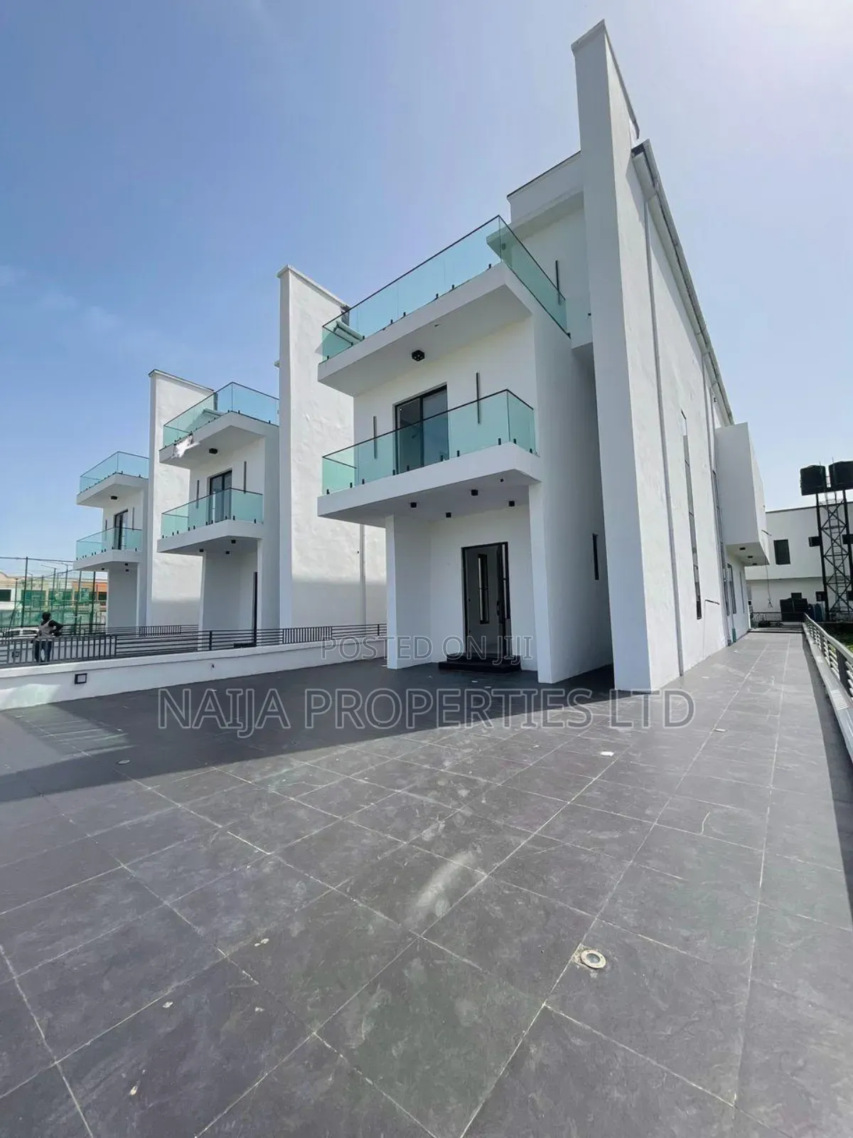 5bdrm Duplex in Chevron Tollgate, Lekki for sale