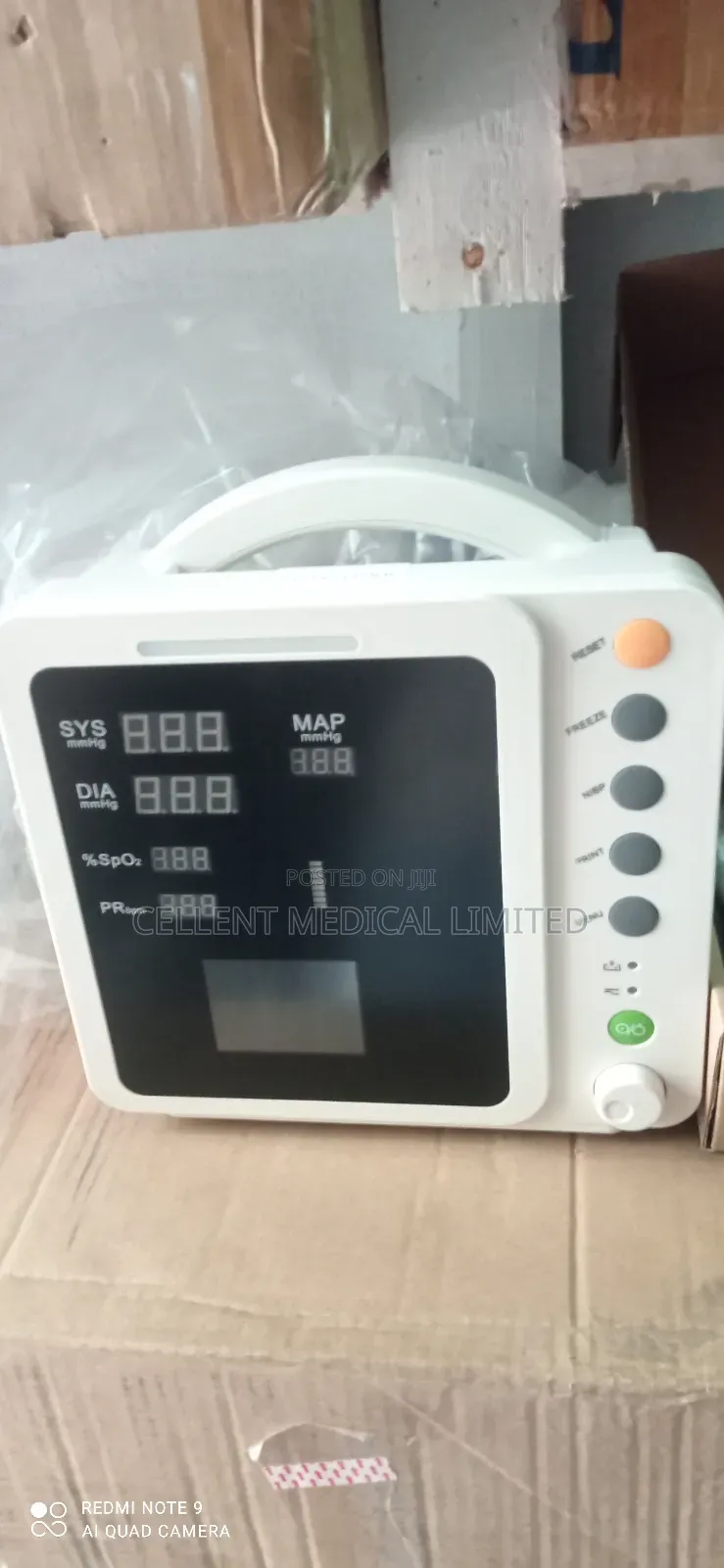 Vital Sign Monitor / Portable Patient Monitor