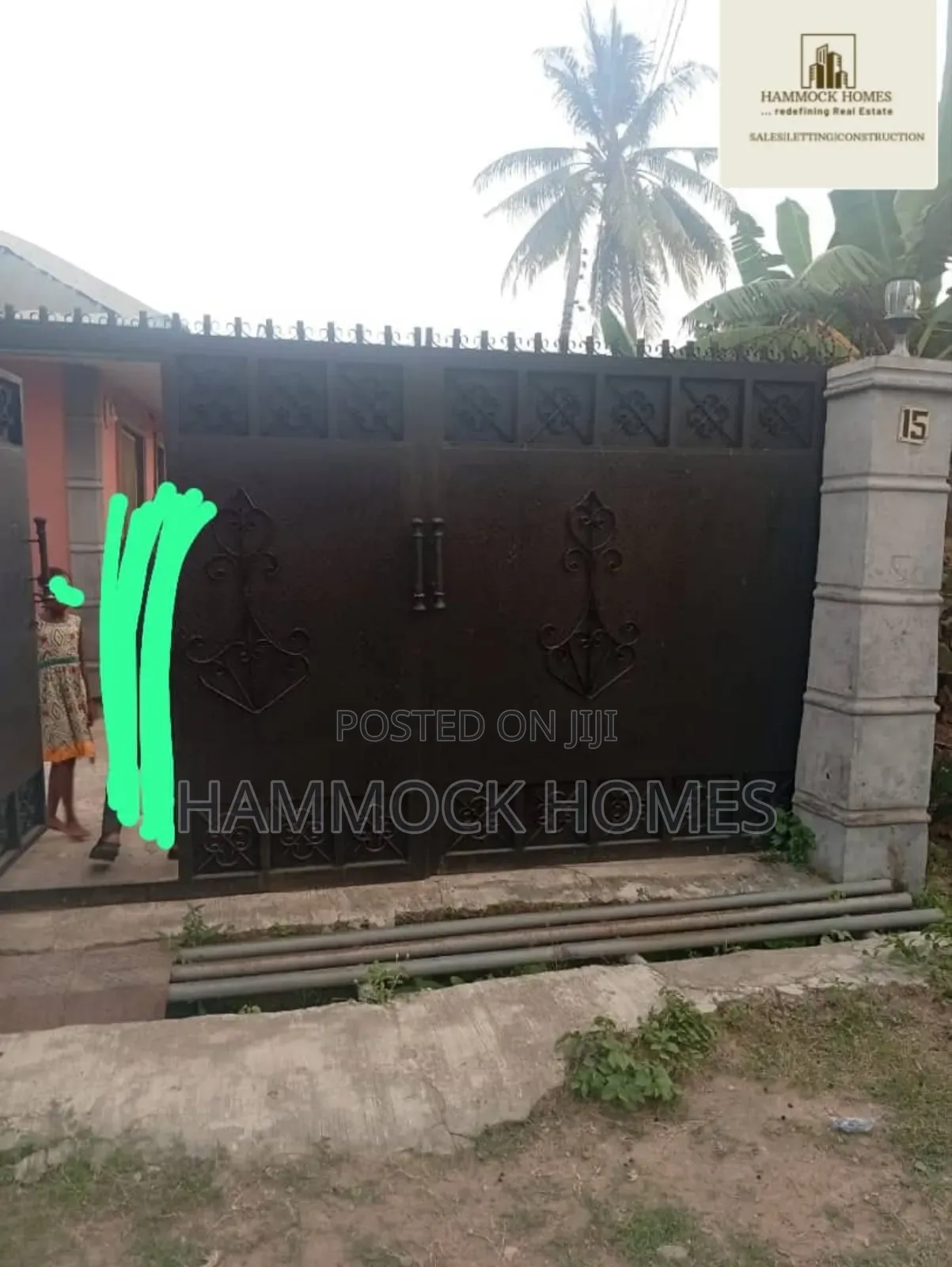 4bdrm Block of Flats in Olode Adegbayi, Iwo Road for sale