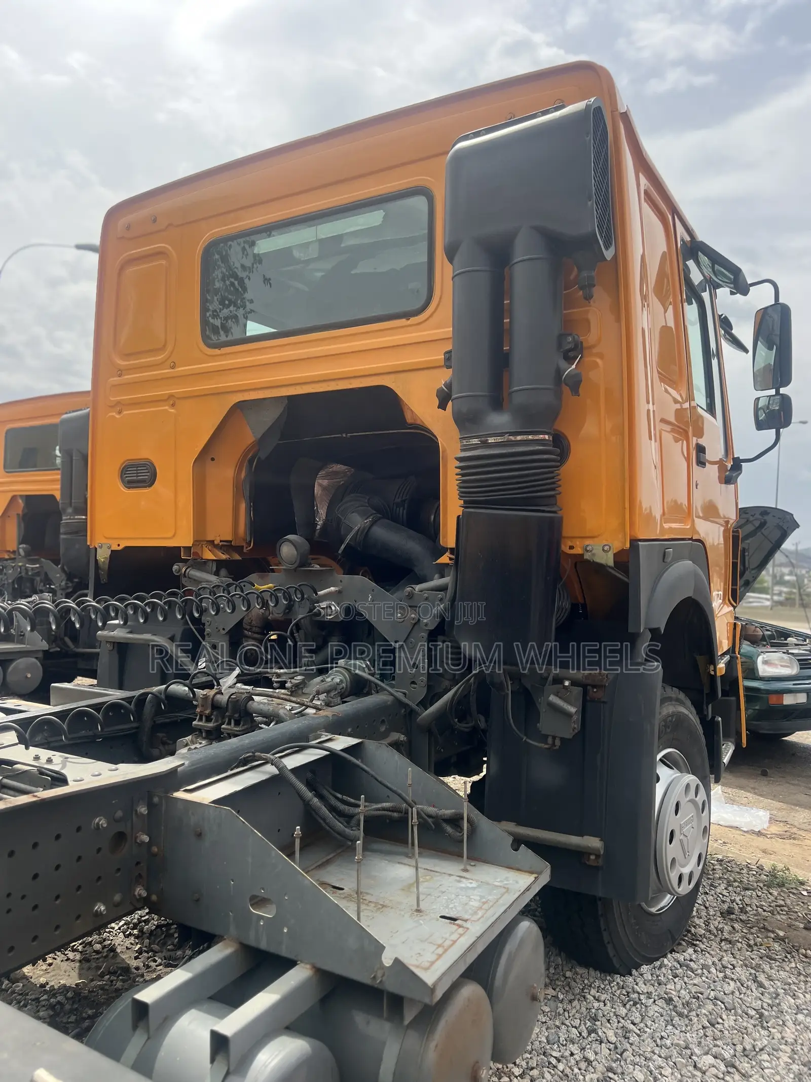 Howo Sinotruk 2016 Yellow