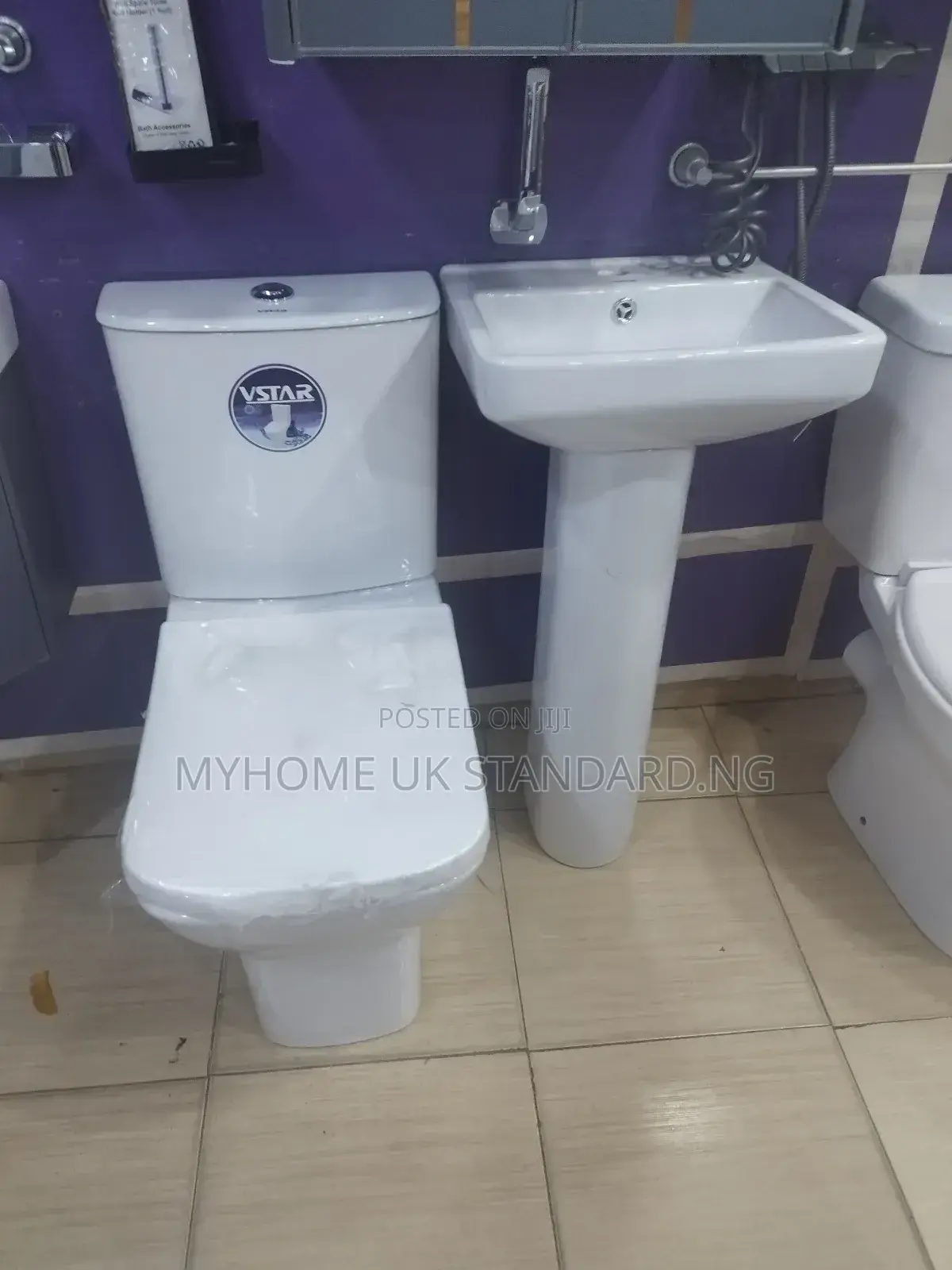 Toilet Seat With Wash Hand Basin