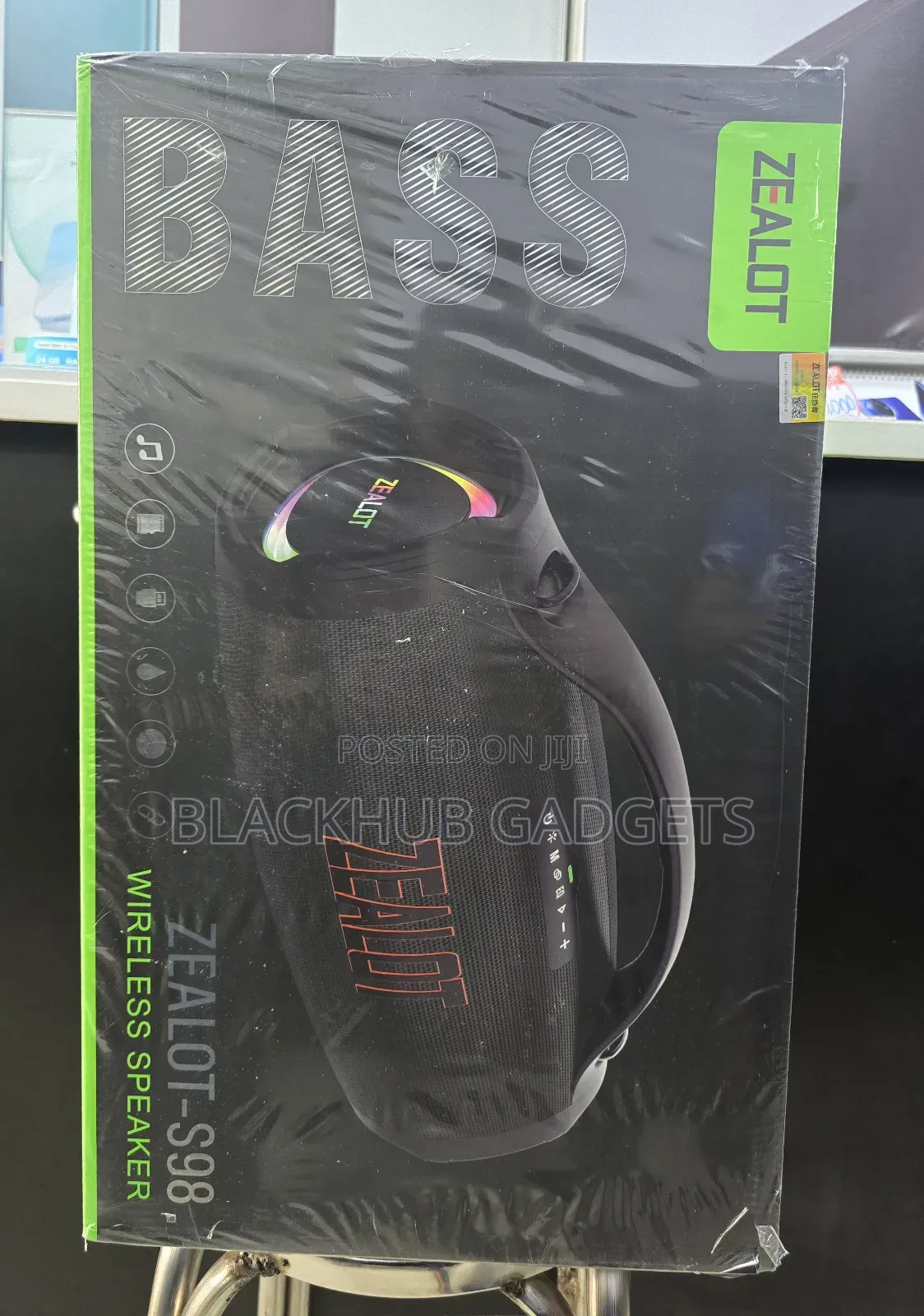 Zealand S98 Wireless Bluetooth Speaker.
