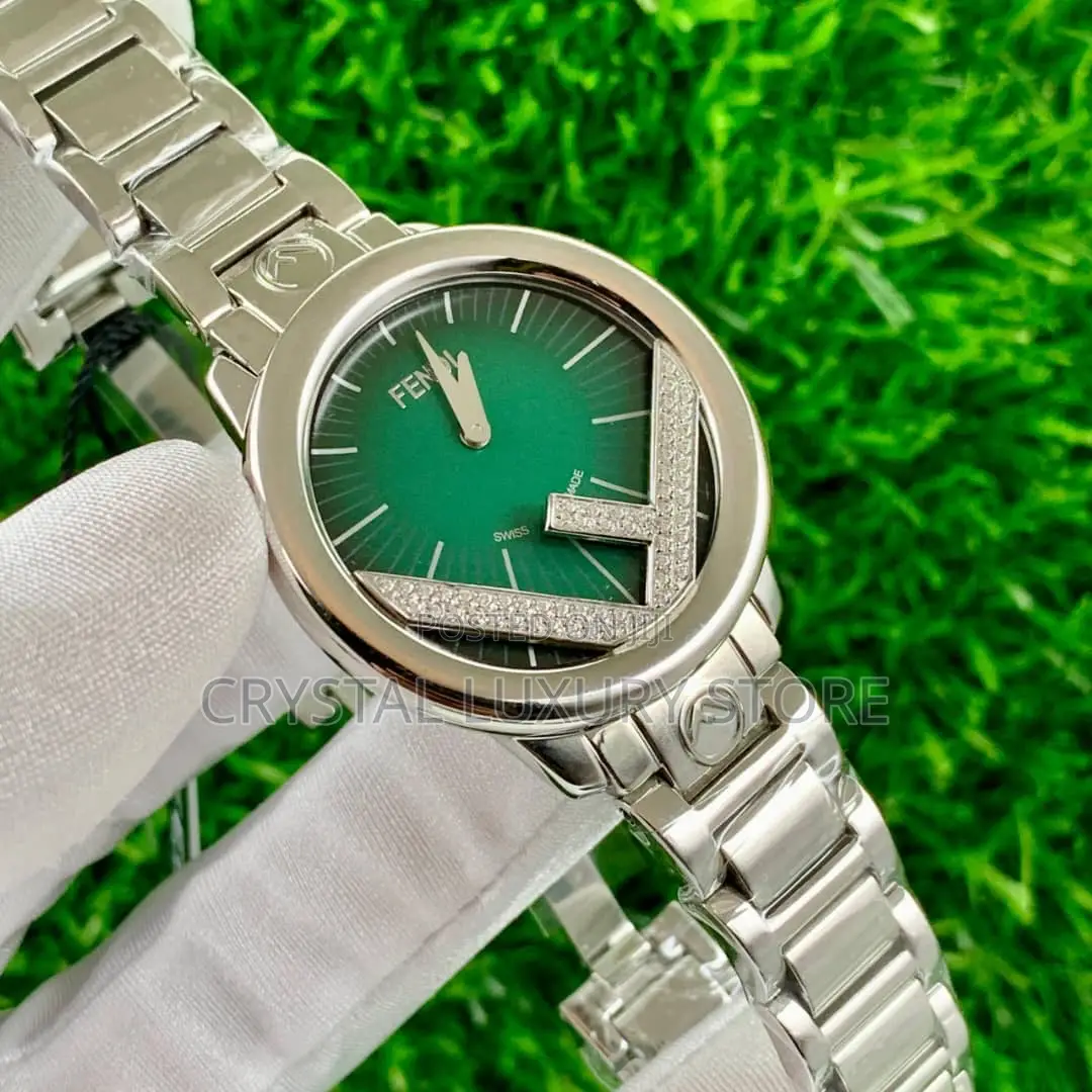 Fendi Quality Luxury Ladies Chain Strap Wristwatch