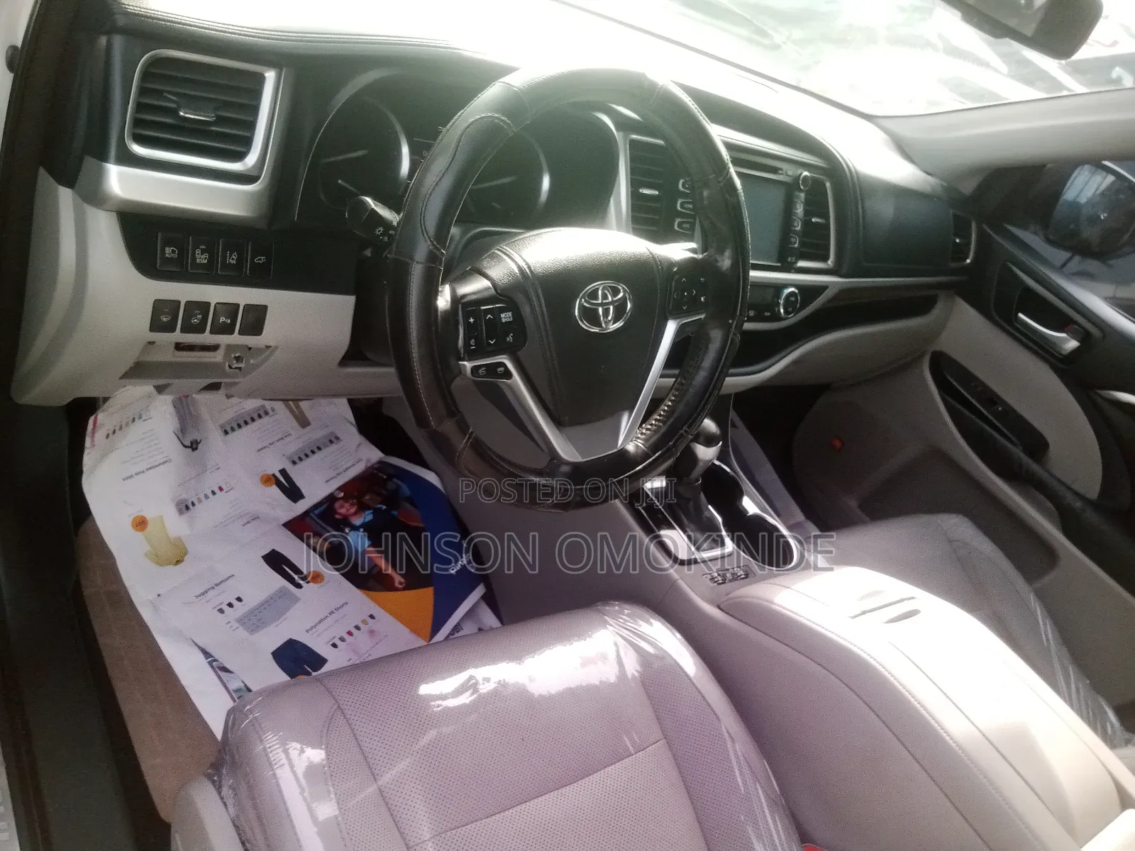 Toyota Highlander Limited 4dr SUV AWD (3.5L 6cyl 6A) 2015 White