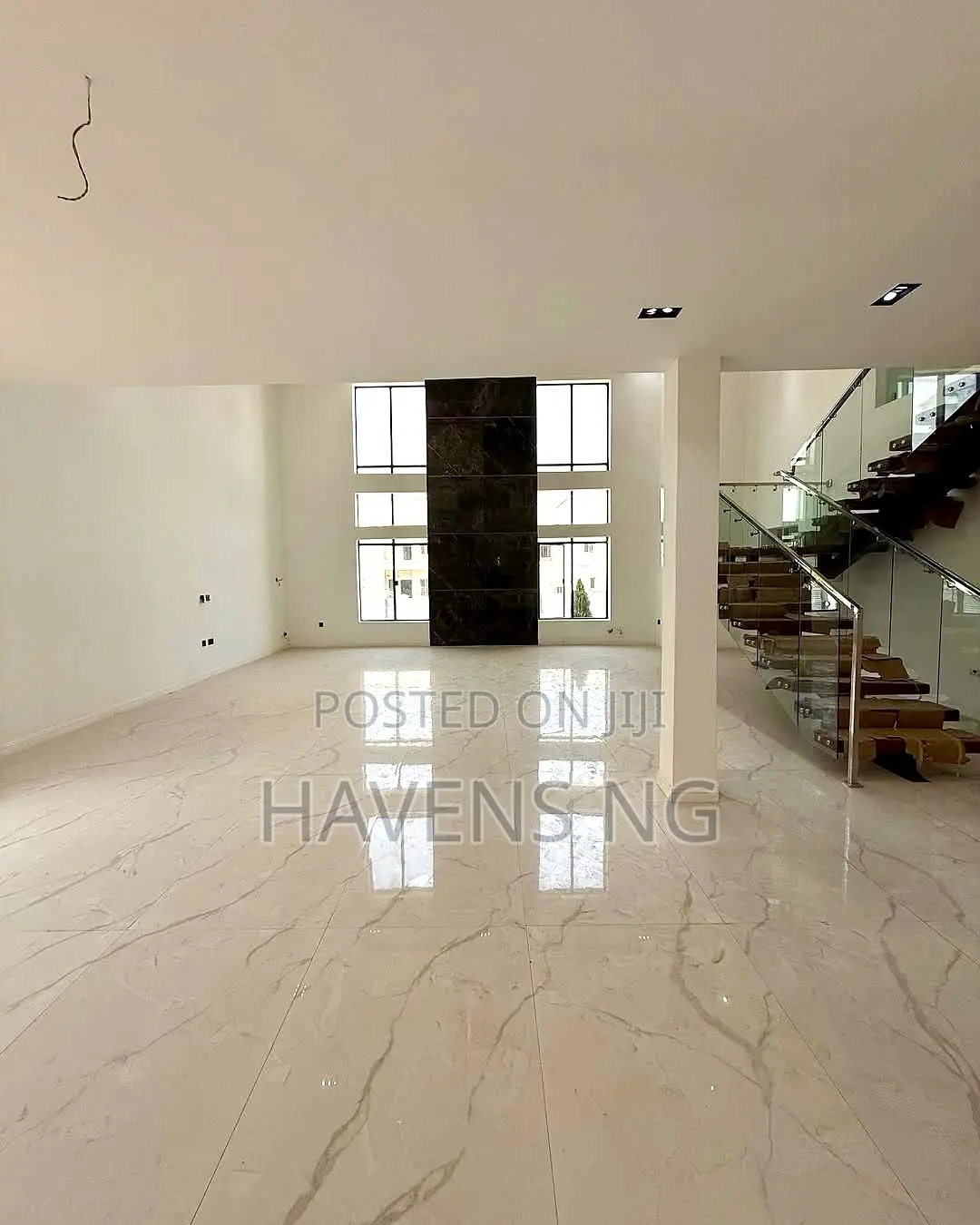 7bdrm Duplex in Wuye for sale