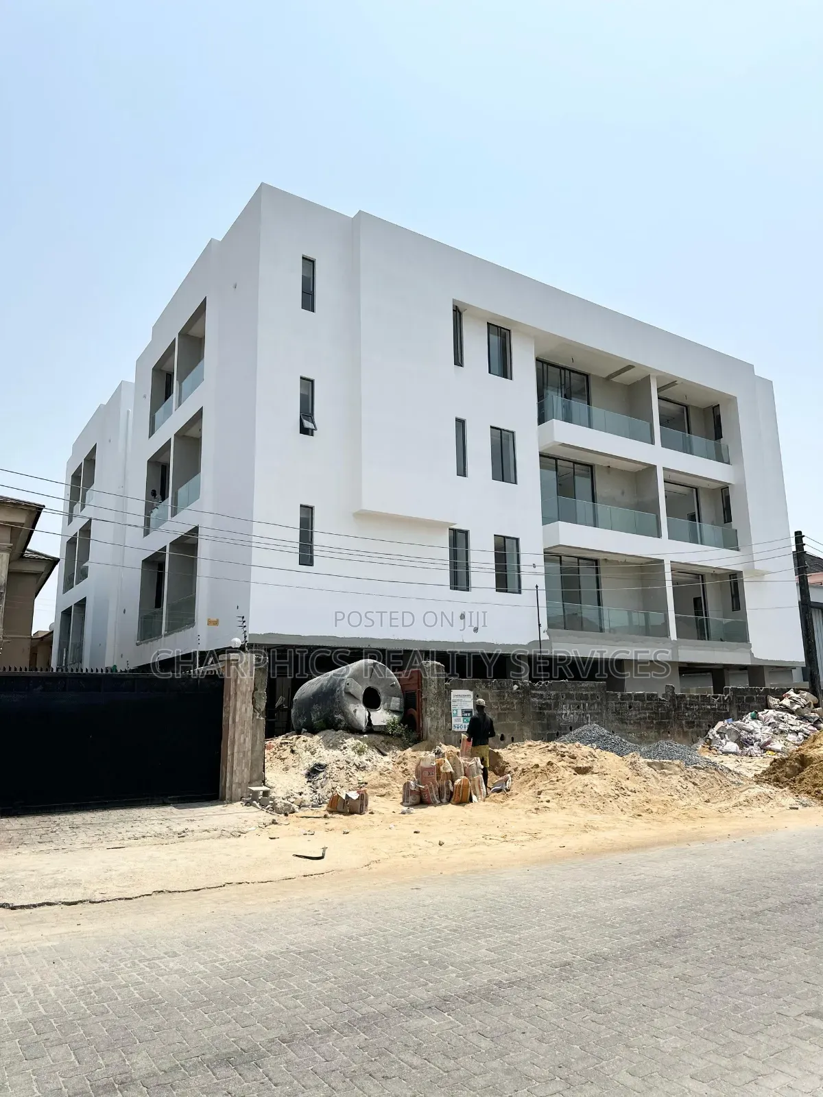 2bdrm Block of Flats in Victoria Island for sale