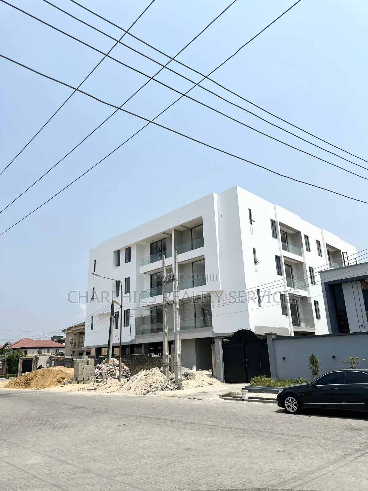 2bdrm Block of Flats in Victoria Island for sale