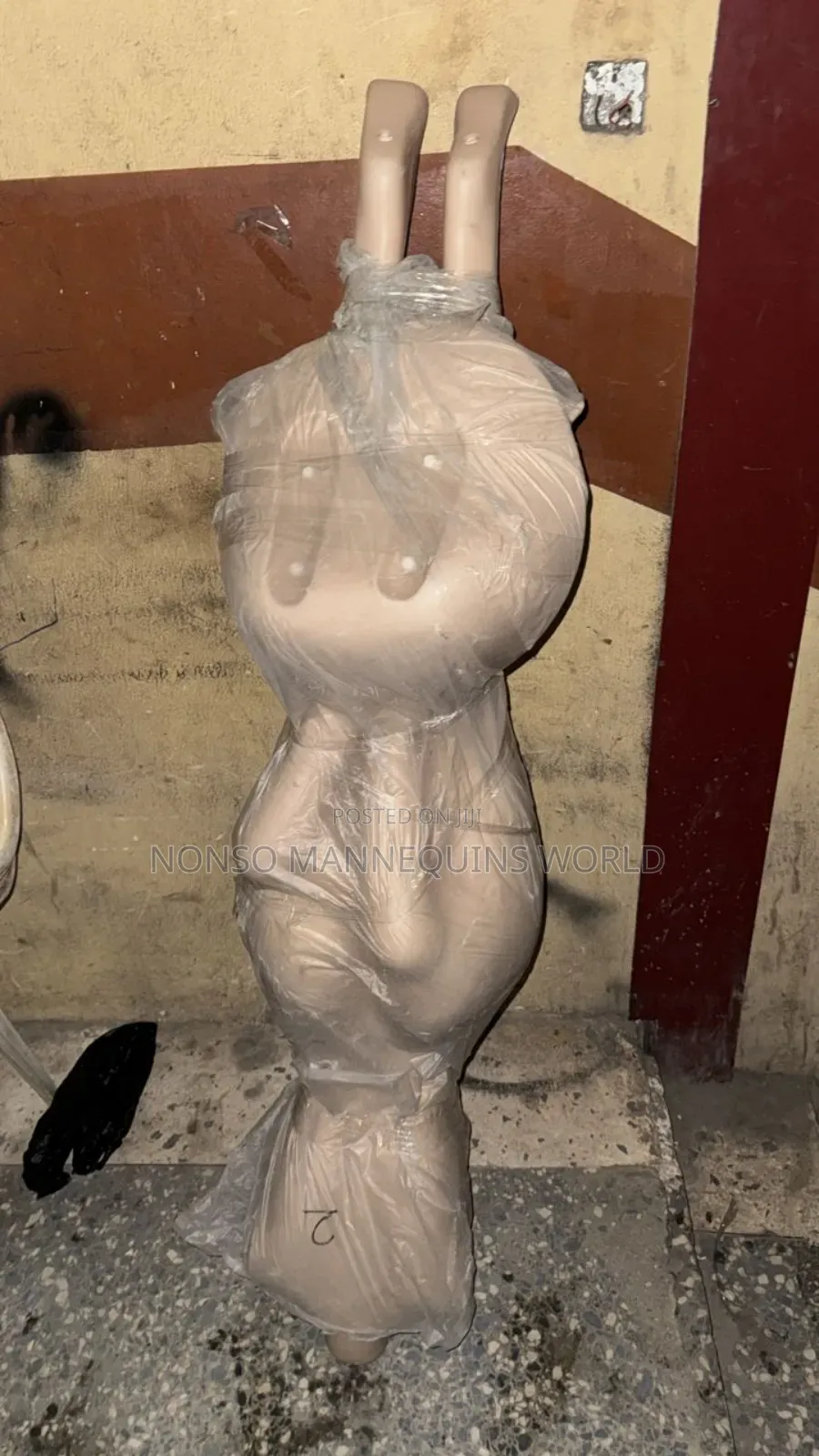 Headless Big Bum Bum Size 12 Female Mannequin