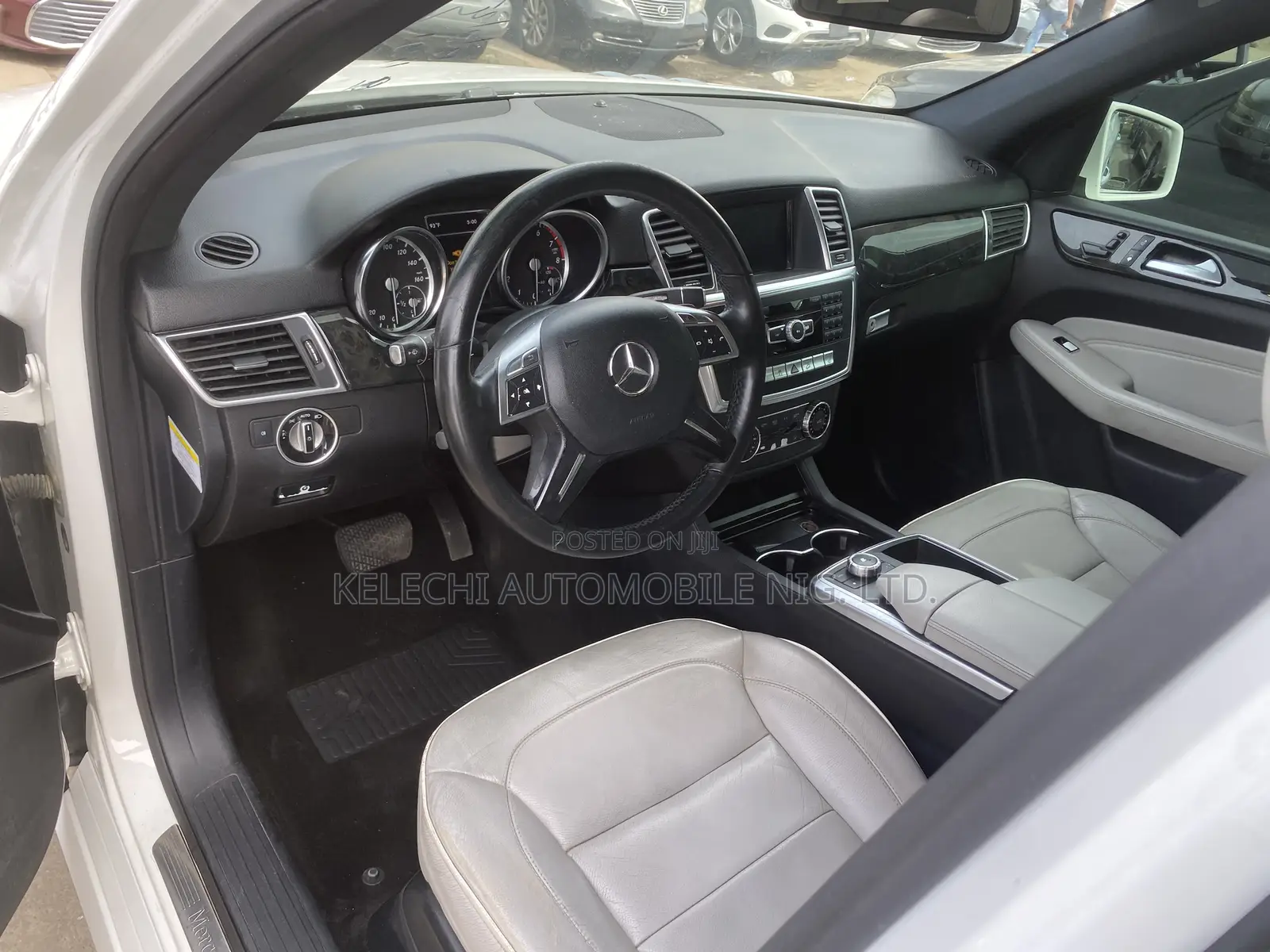 Mercedes-Benz M Class ML350 4dr SUV (3.5L 6cyl 7A) 2014 White