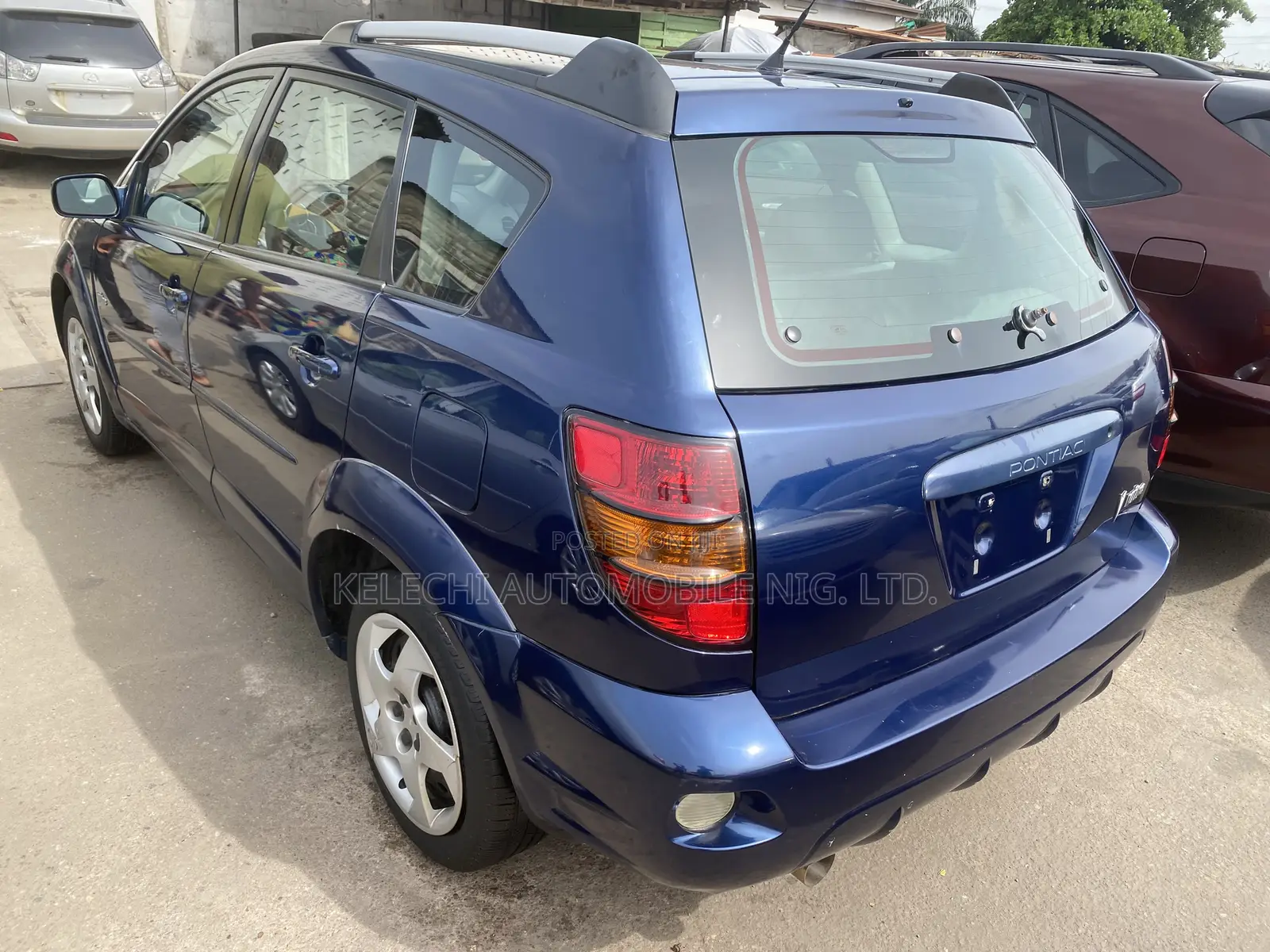 Pontiac Vibe AWD 2006 Blue