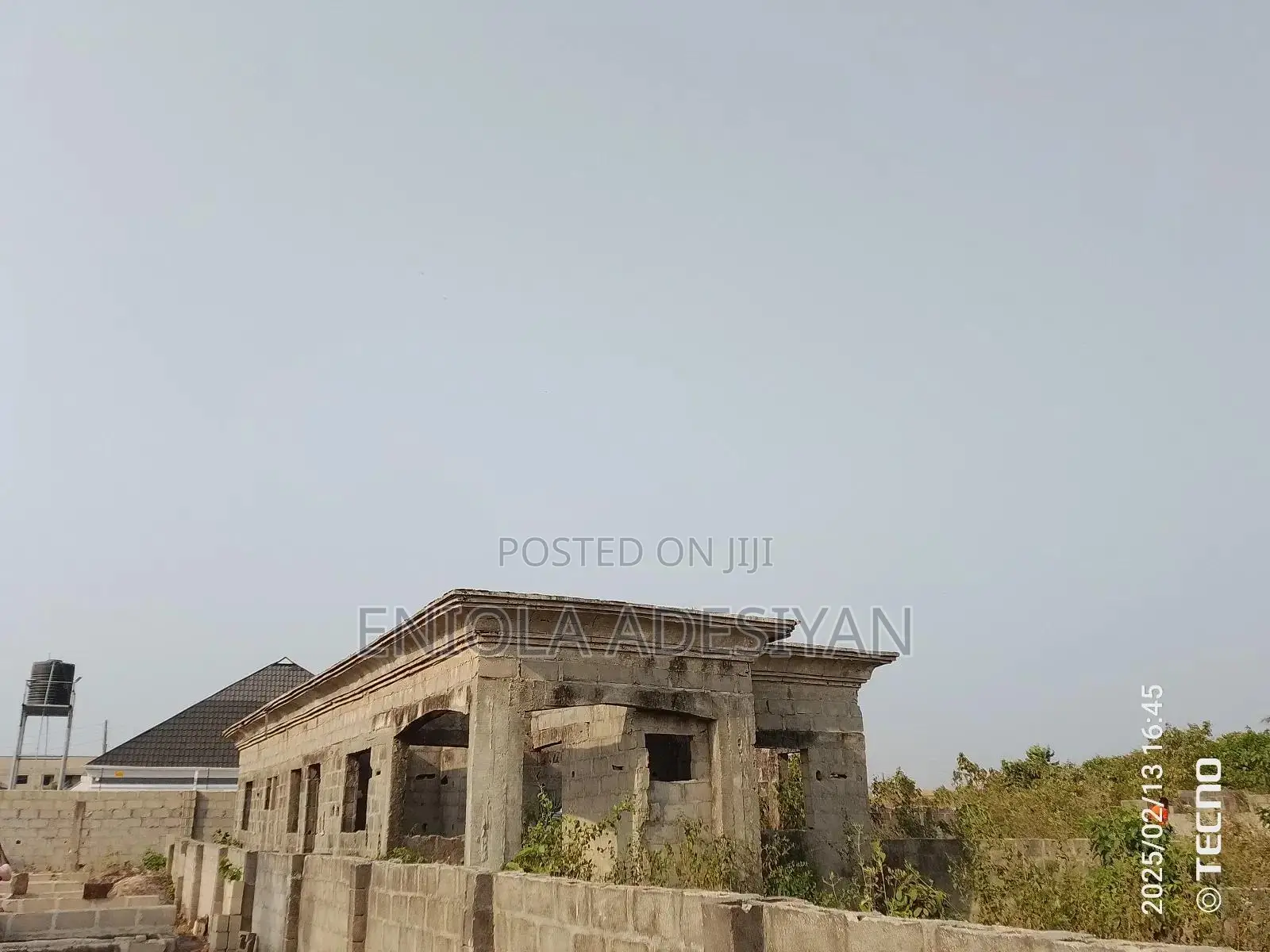 3bdrm Bungalow in Igbogbo Estate for sale